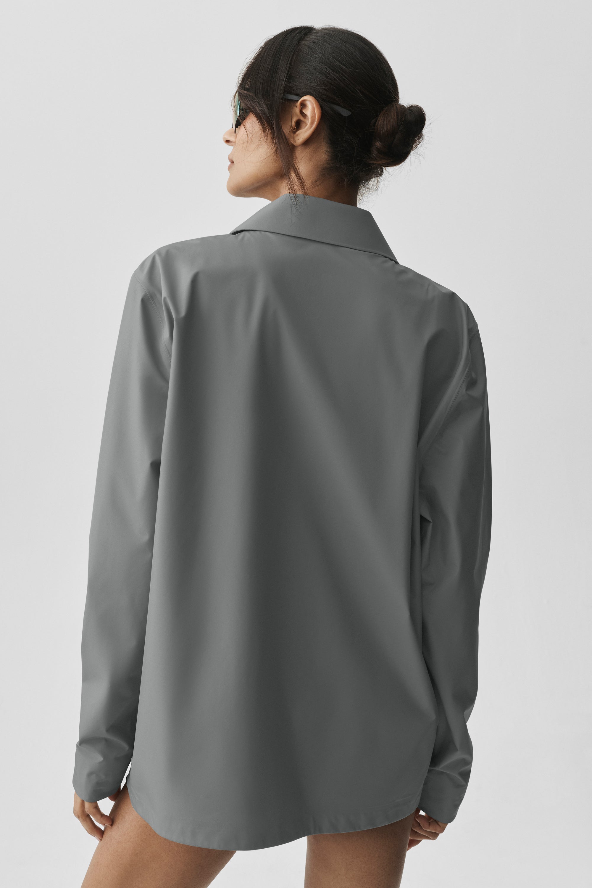 Alo Yoga Alpha Shell Overshirt - Monument