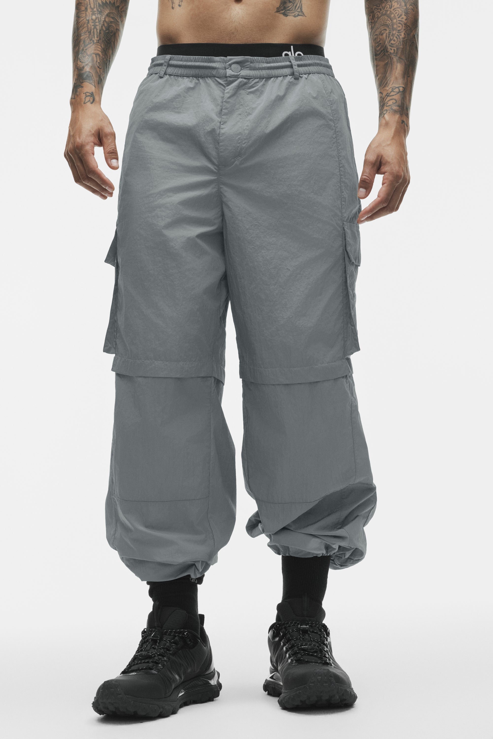 Alo Yoga Axis Cargo Trouser - Monument