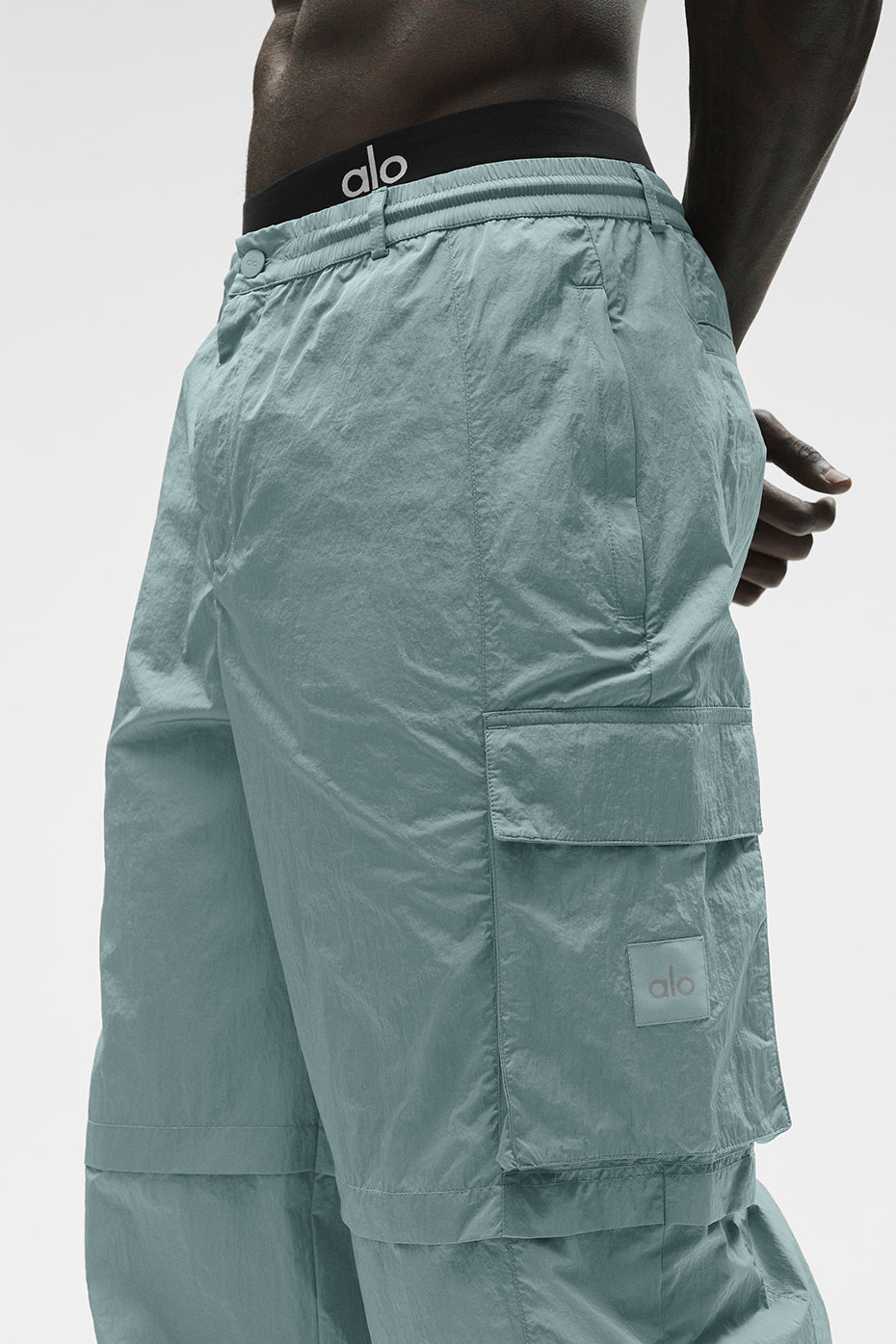 Alo Yoga Axis Cargo Trouser - Desert Sage