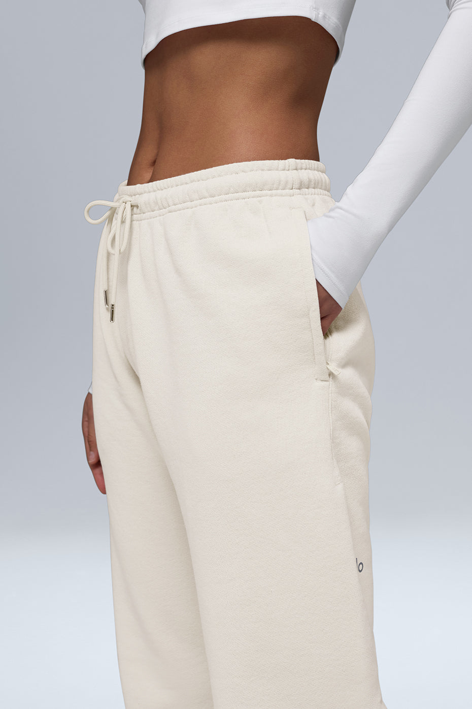 Alo Yoga Chill Sweatpant - Bone