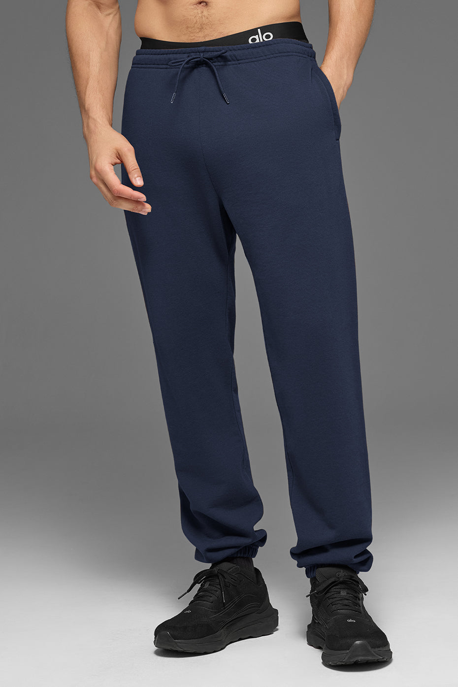 Alo Yoga Chill Sweatpant - Navy