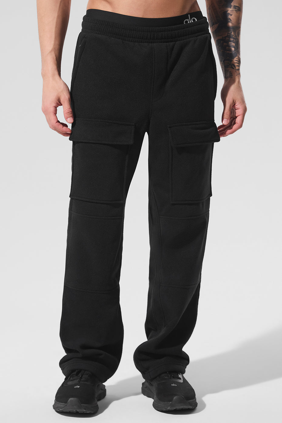 Alo Yoga Polar Fleece Ridge Cargo Pants - Black