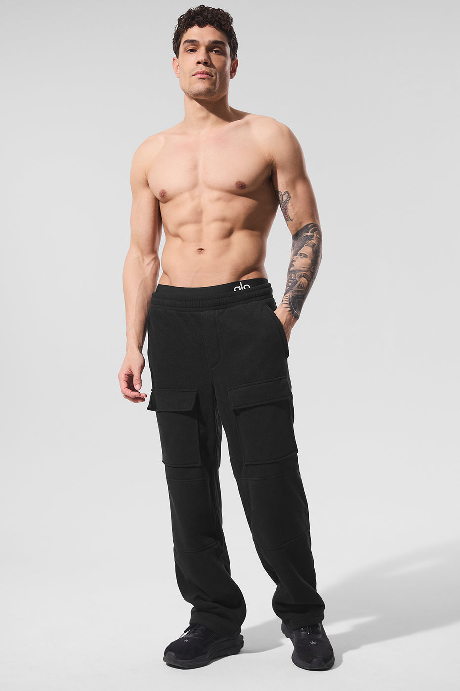 Alo Yoga Polar Fleece Ridge Cargo Pants - Black