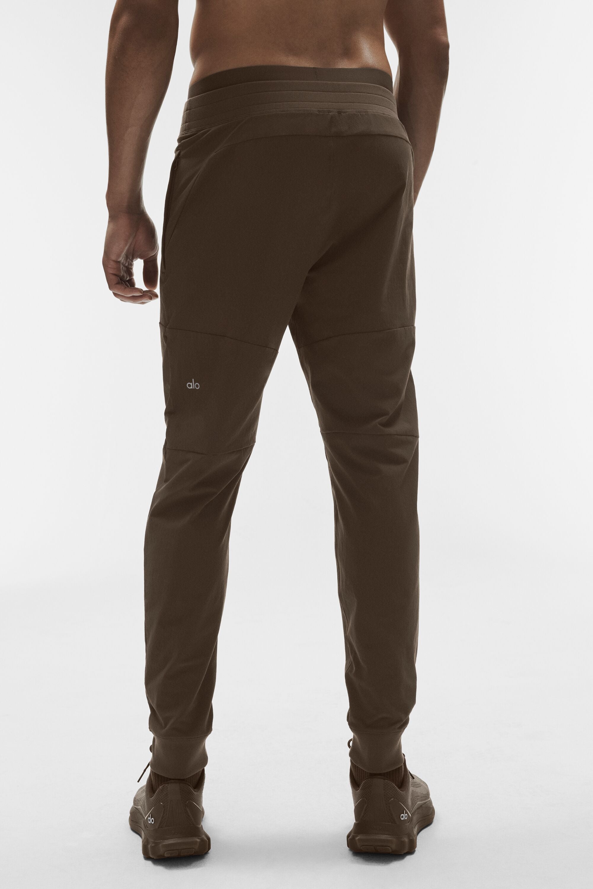 Alo Yoga Co-Op Pant (Long) - Espresso