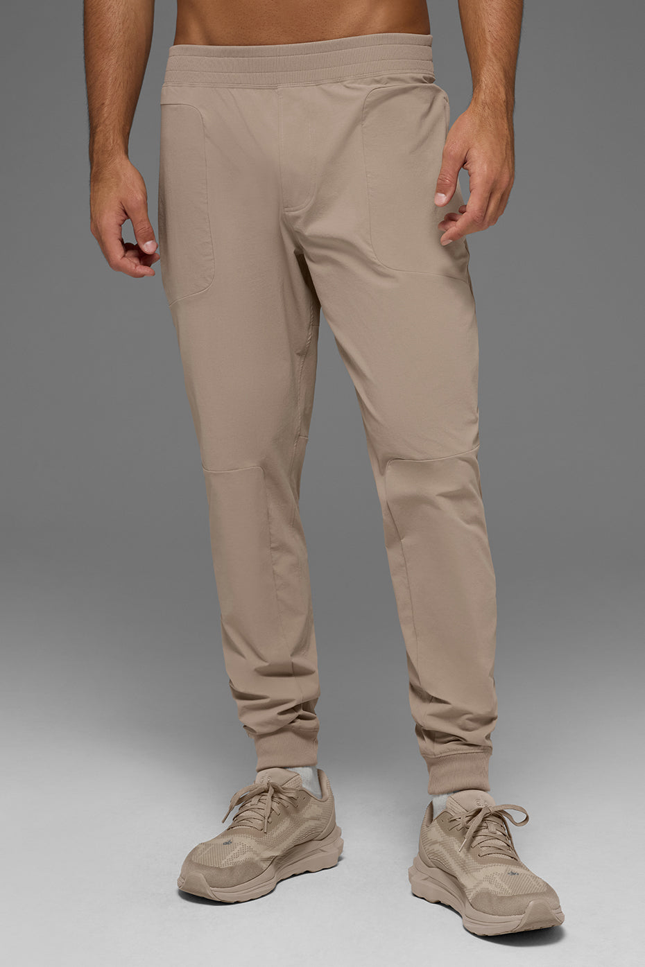 Alo Yoga Co-Op Pant (Long) - Gravel