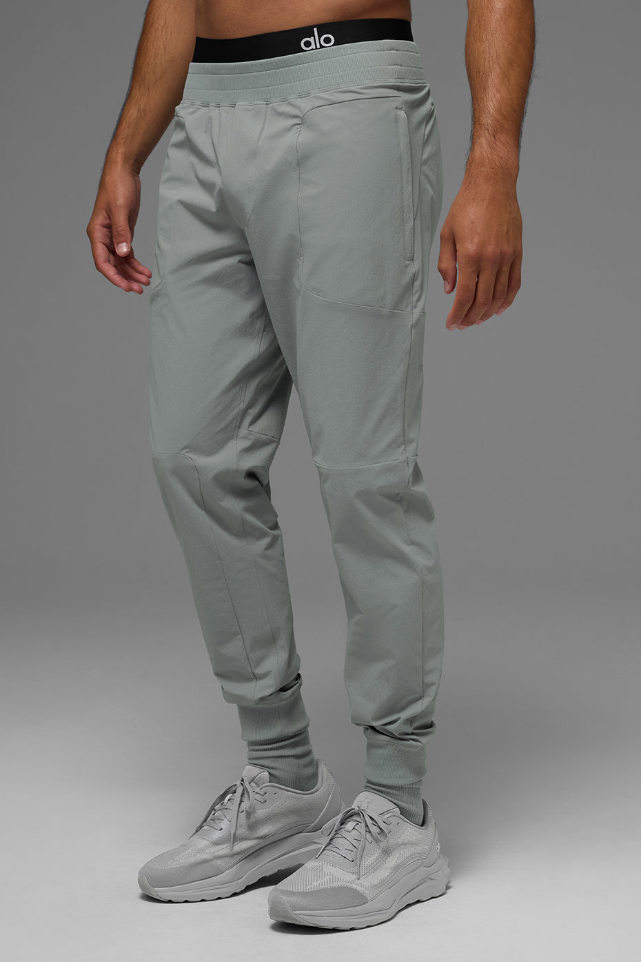 Alo Yoga Co-Op Pant (Long) - Lunar Grey