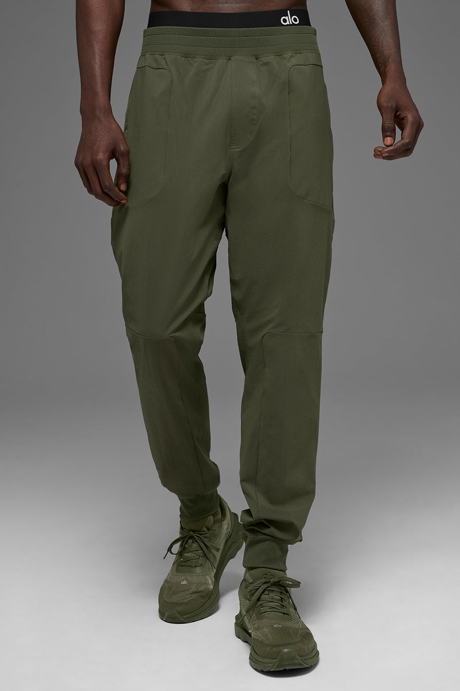 Alo Yoga Co-Op Pant - Green Olive
