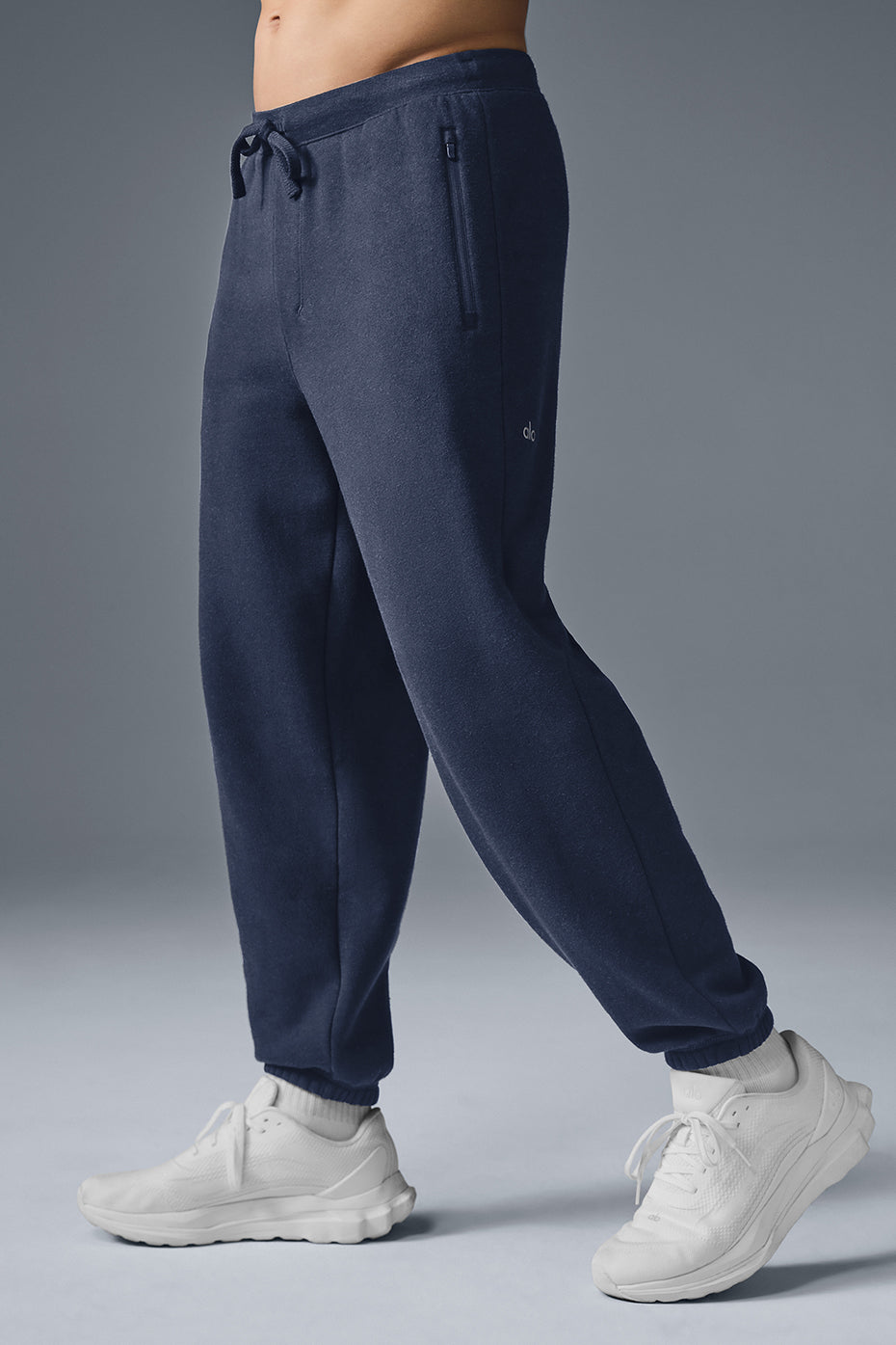 Alo Yoga Triumph Restore Sweatpant - Navy