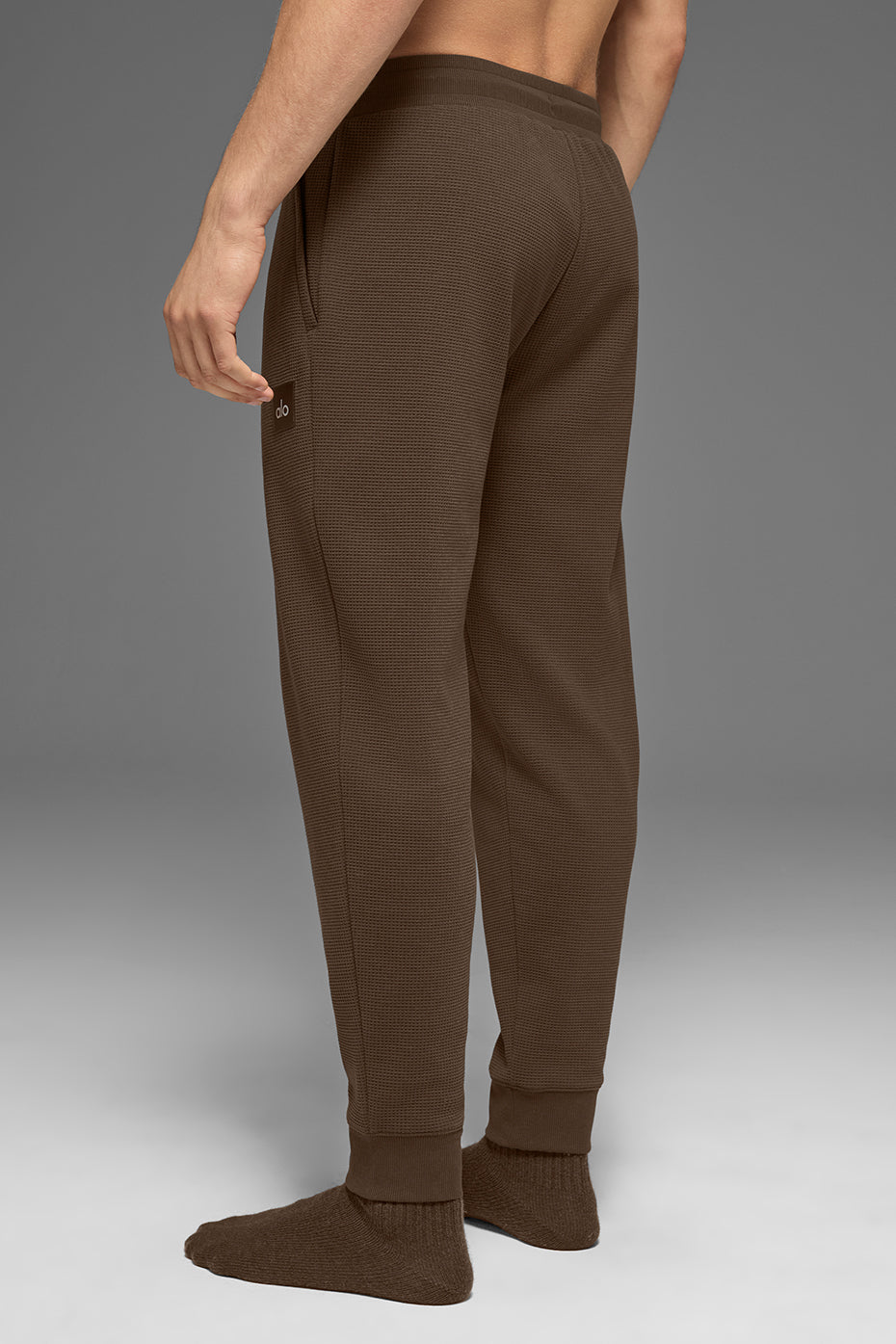Alo Yoga Waffle Lounge Jogger - Espresso