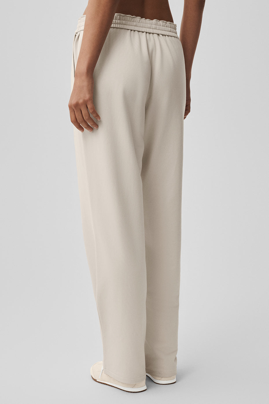 Alo Yoga Double Take Straight Leg Pant - Bone