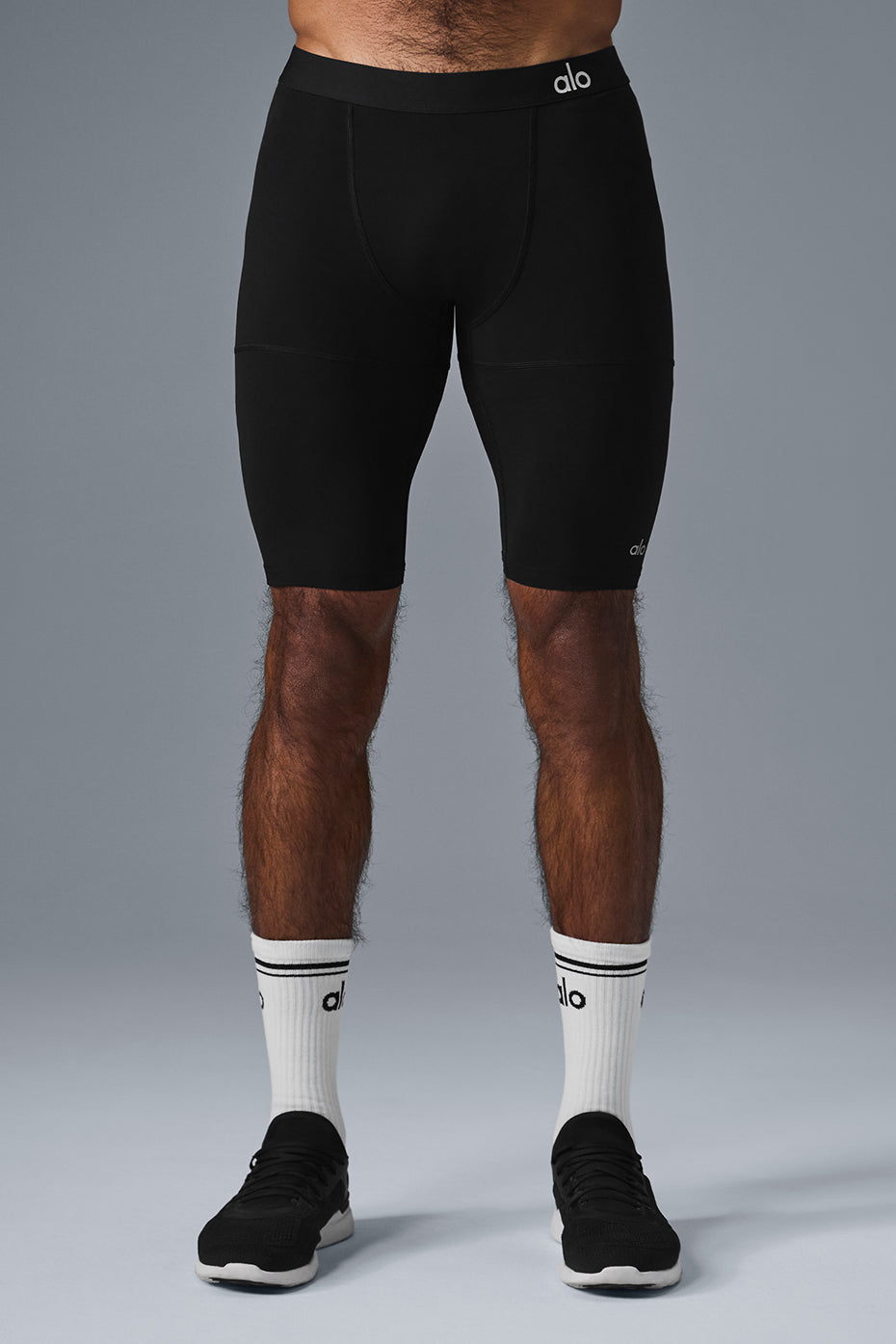 Alo Yoga 9" Flight Compression Short - Black