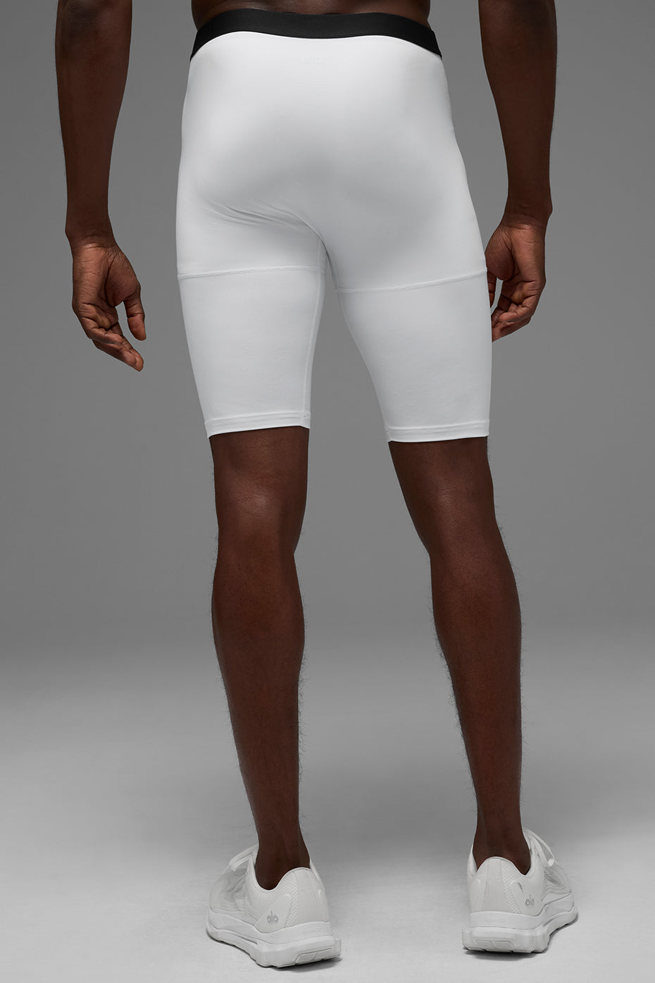 Alo Yoga 9" Flight Compression Short - White