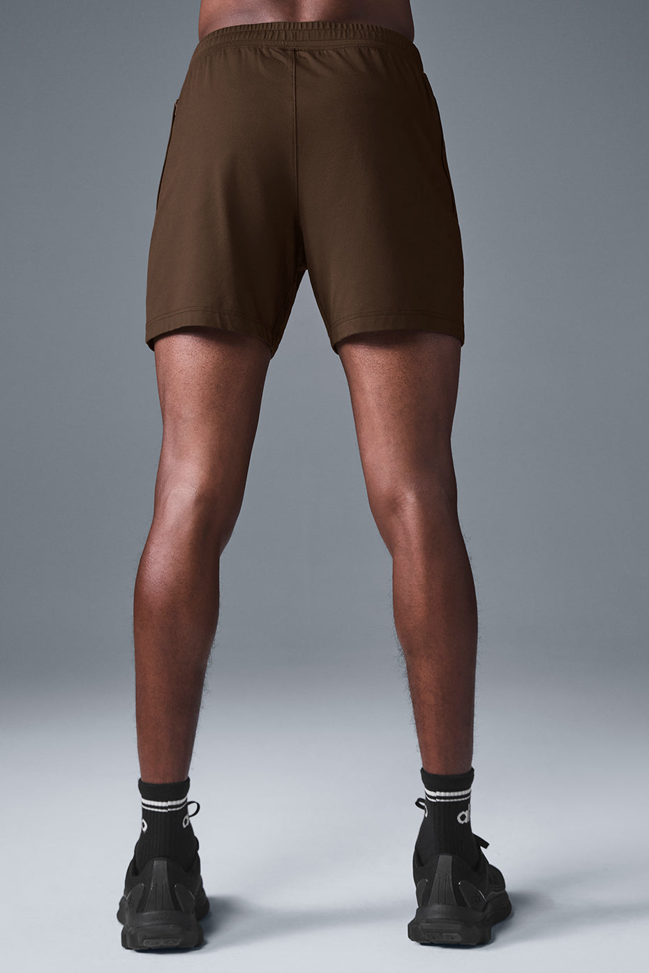 Alo Yoga 7" Conquer React Performance Short - Espresso