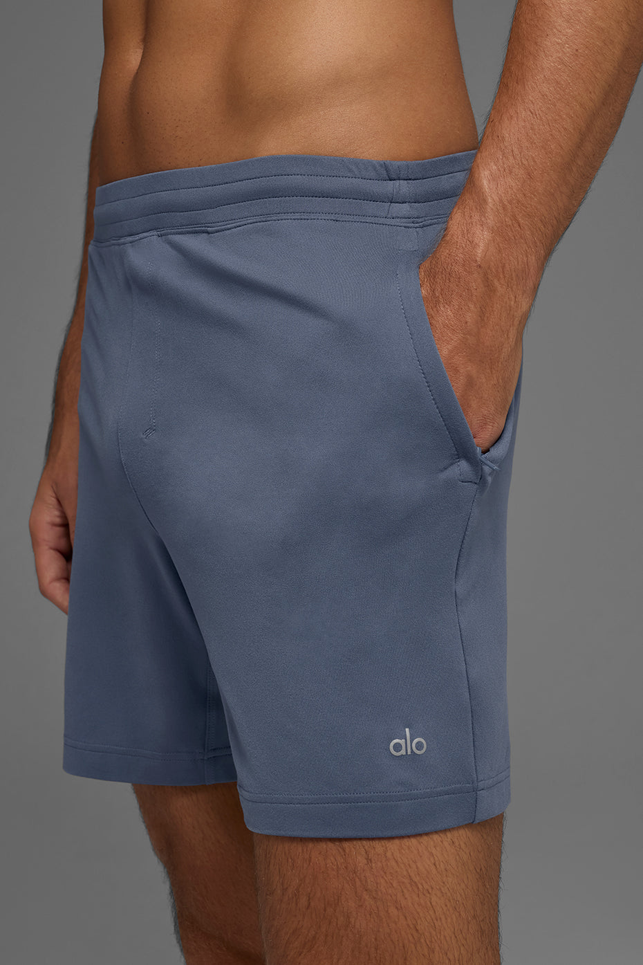 Alo Yoga 7" Conquer React Performance Short - Bluestone