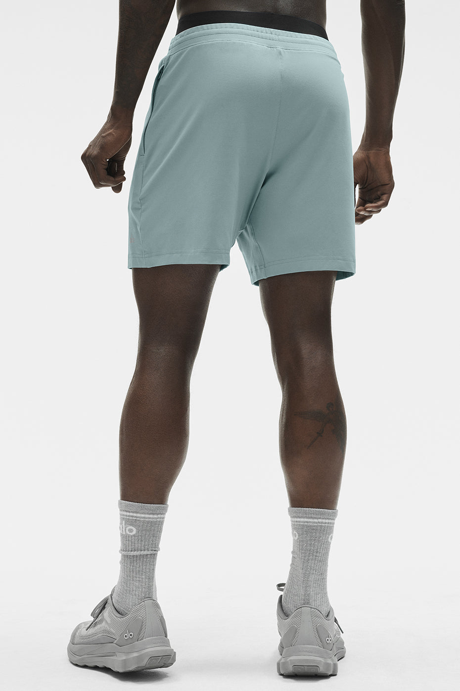 Alo Yoga 7" Conquer React Performance Short - Desert Sage