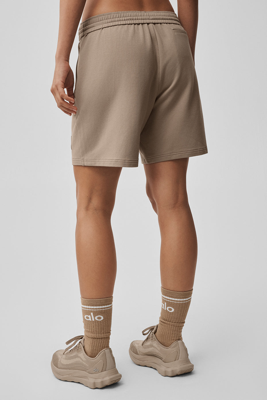 Alo Yoga 7" Double Take Short - Gravel