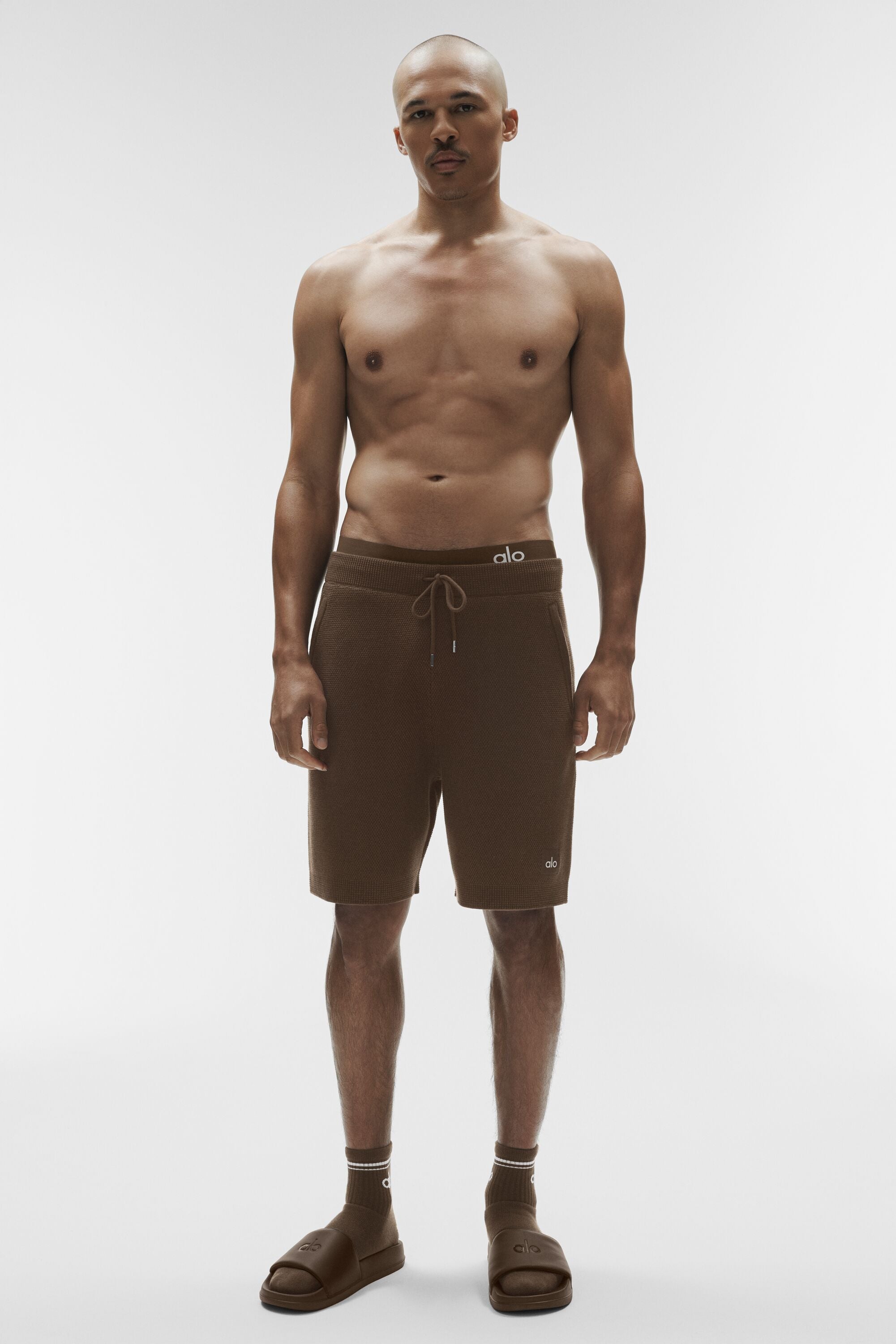 Alo Yoga 7" Sports Club Sweater Knit Short - Espresso