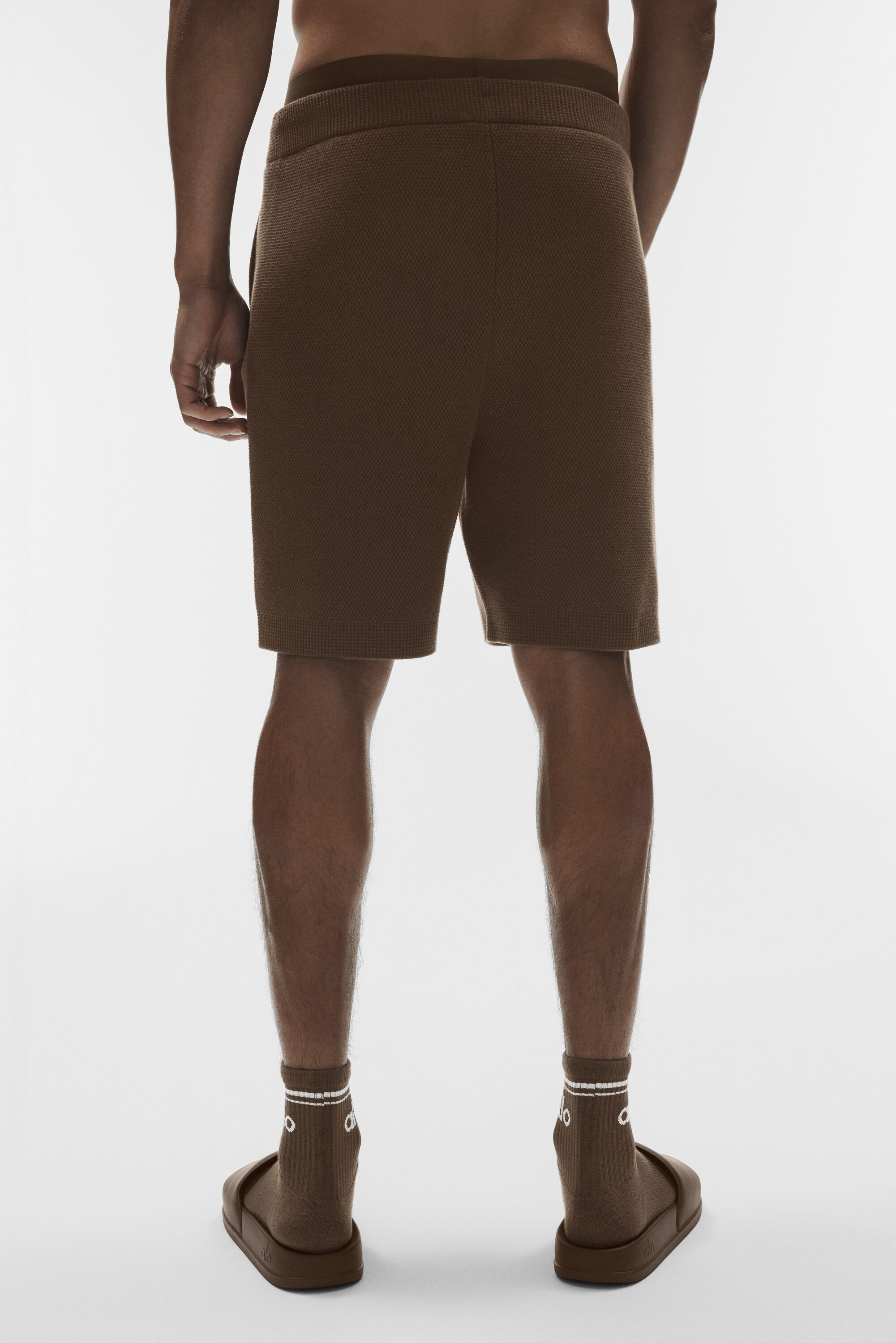 Alo Yoga 7" Sports Club Sweater Knit Short - Espresso