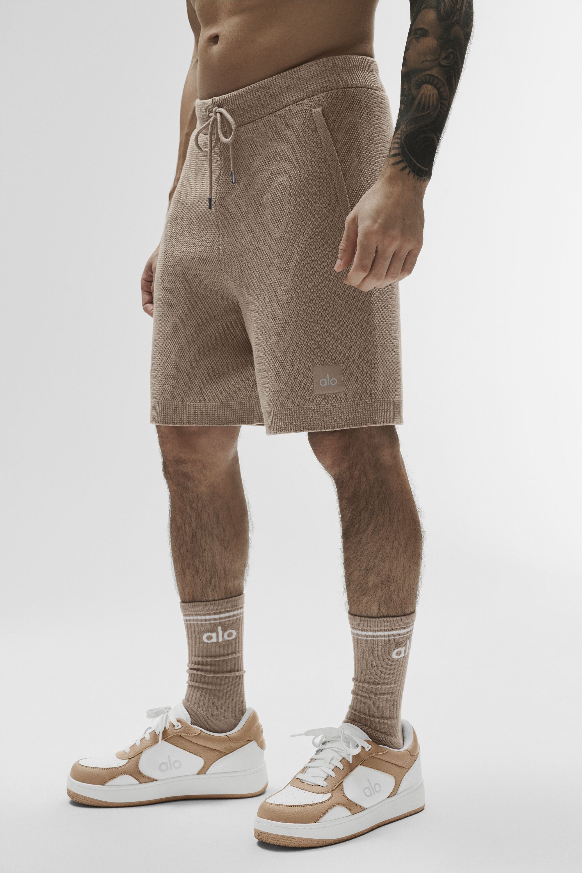 Alo Yoga 7" Sports Club Sweater Knit Short - Gravel