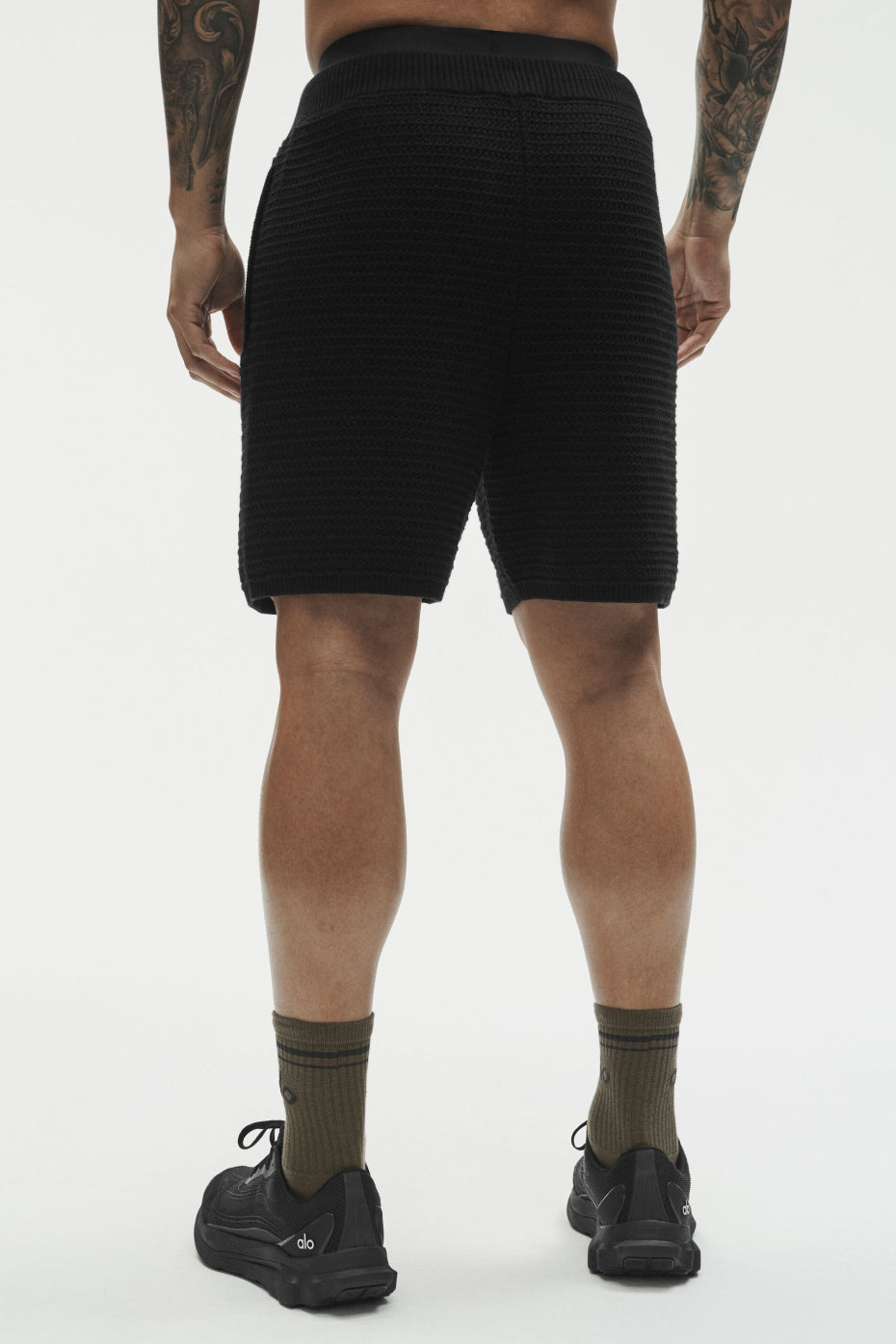 Alo Yoga 5" Shift Knit Short - Black