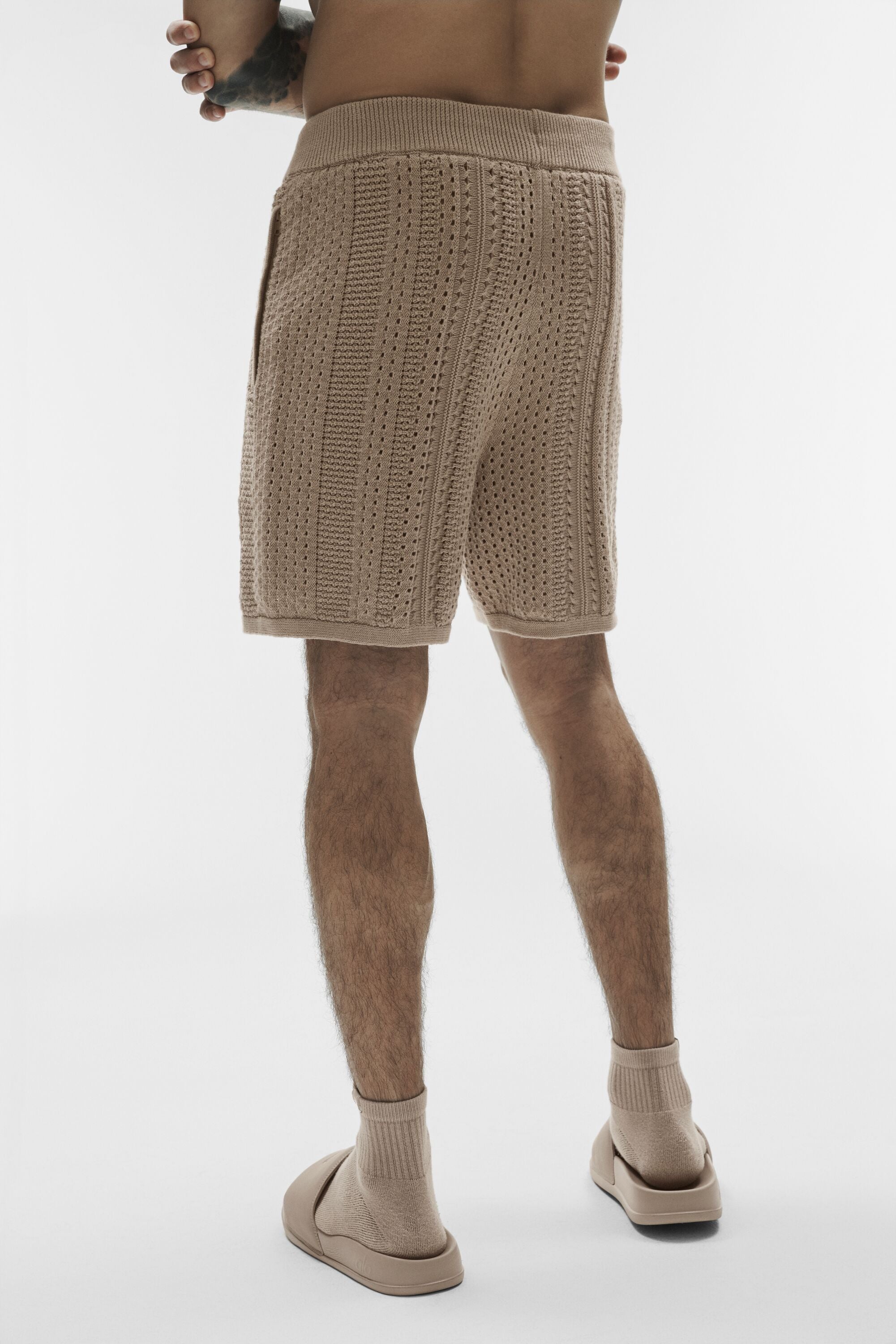 Alo Yoga 7" Coastline Knit Short - Gravel