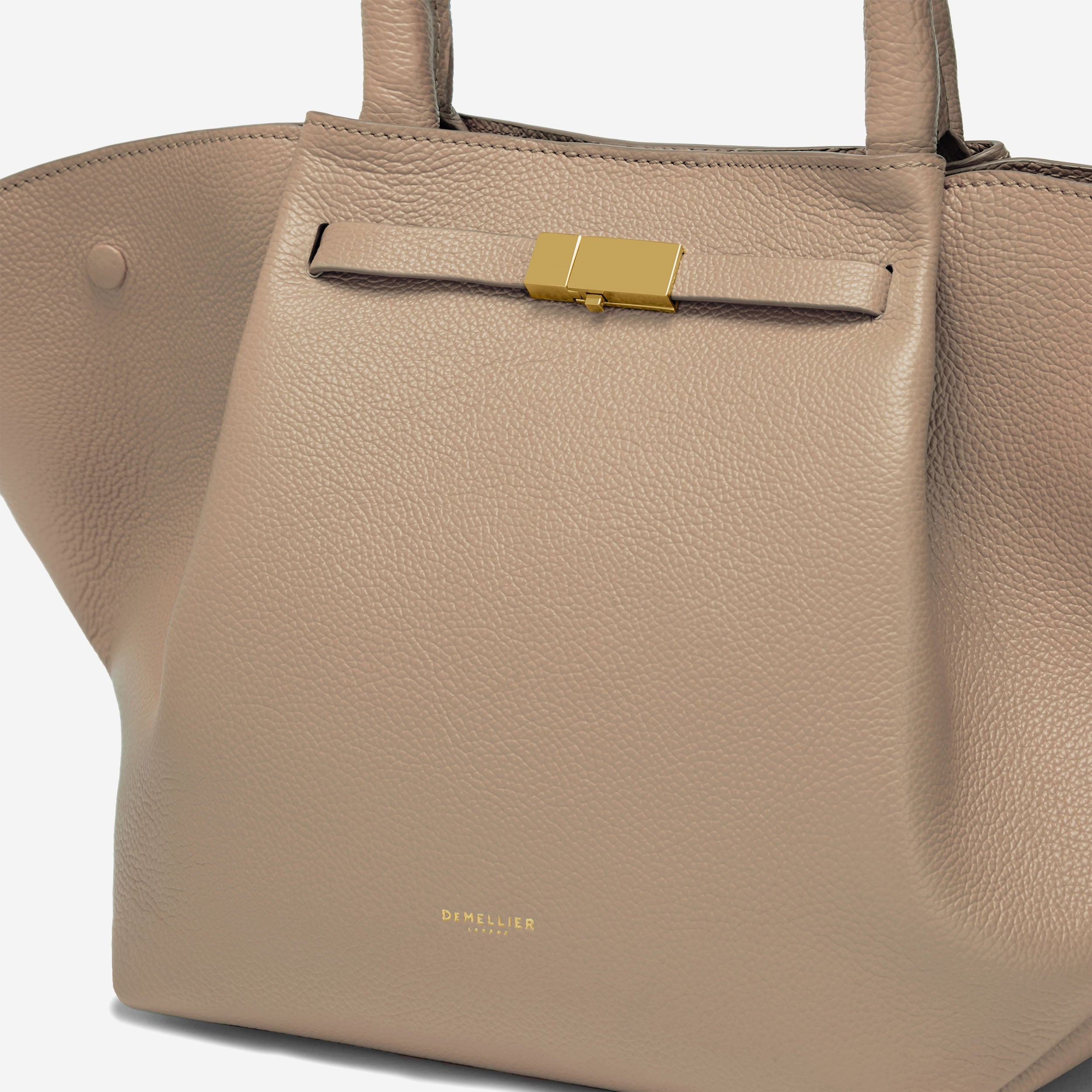 DeMellier The Midi New York dark sand small grain