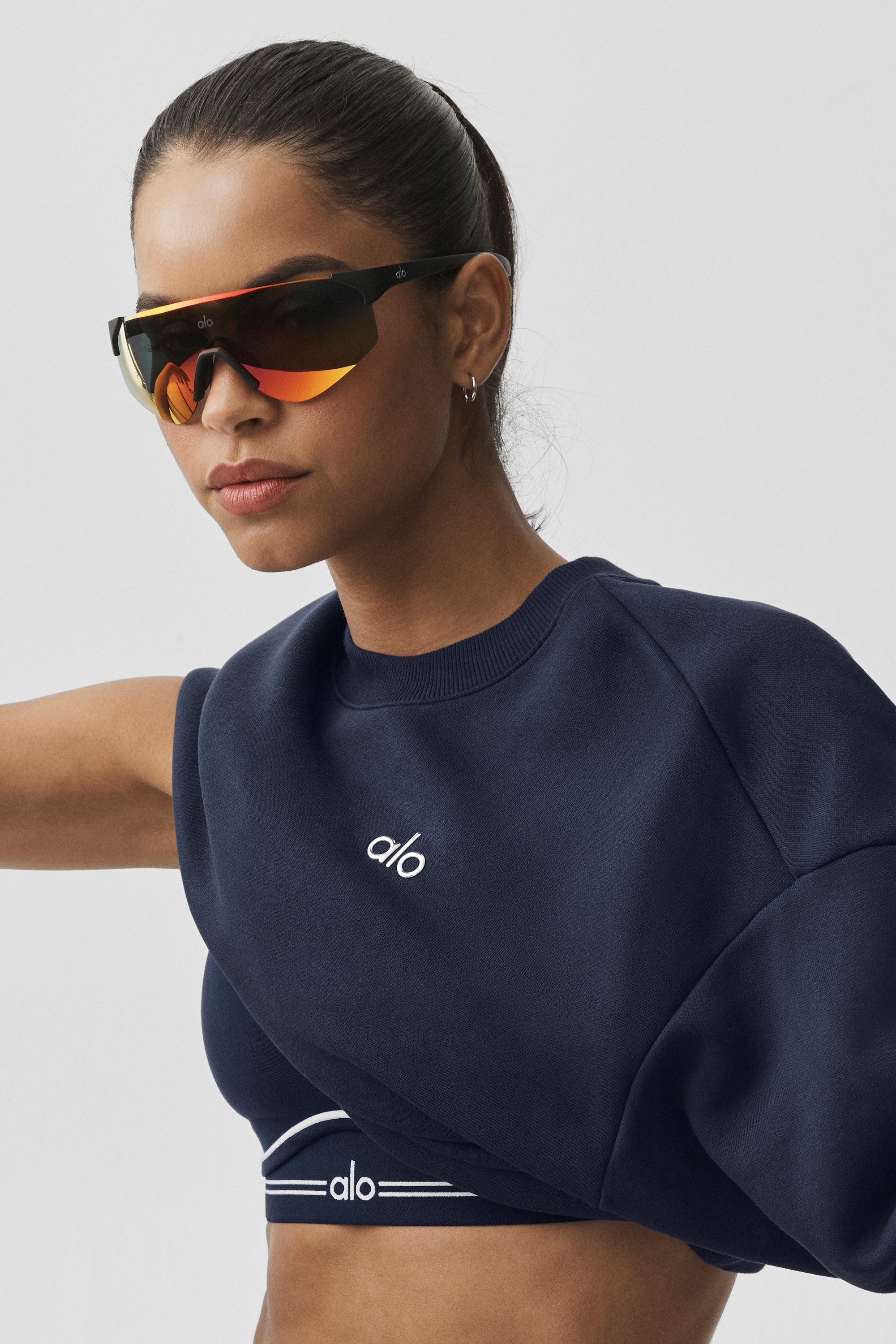 Alo Yoga Accolade Crew Neck Pullover - Navy
