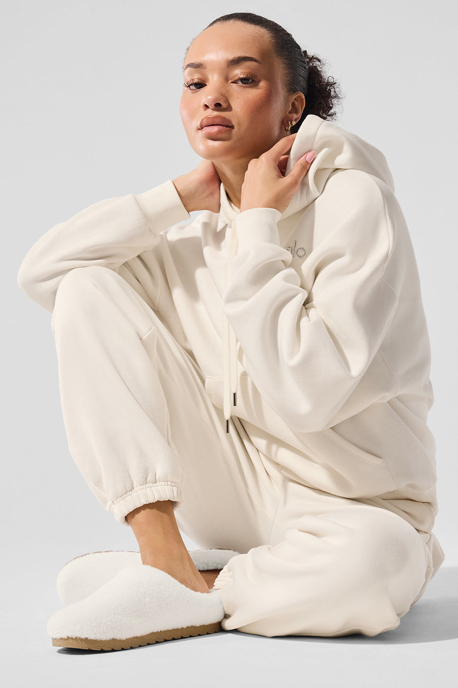 Alo Yoga Accolade Hoodie - Ivory