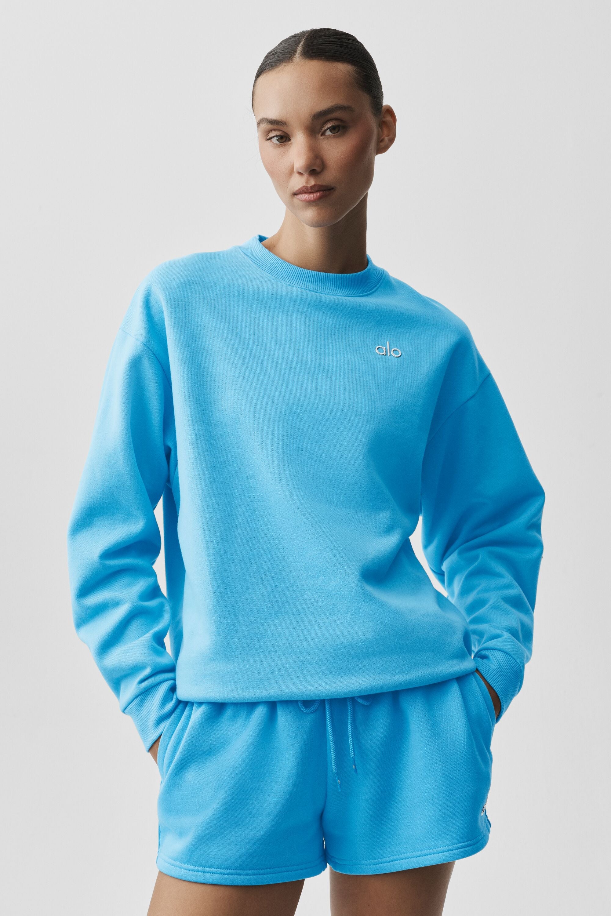 Alo Yoga Accolade Crew Neck Pullover - Azure Blue