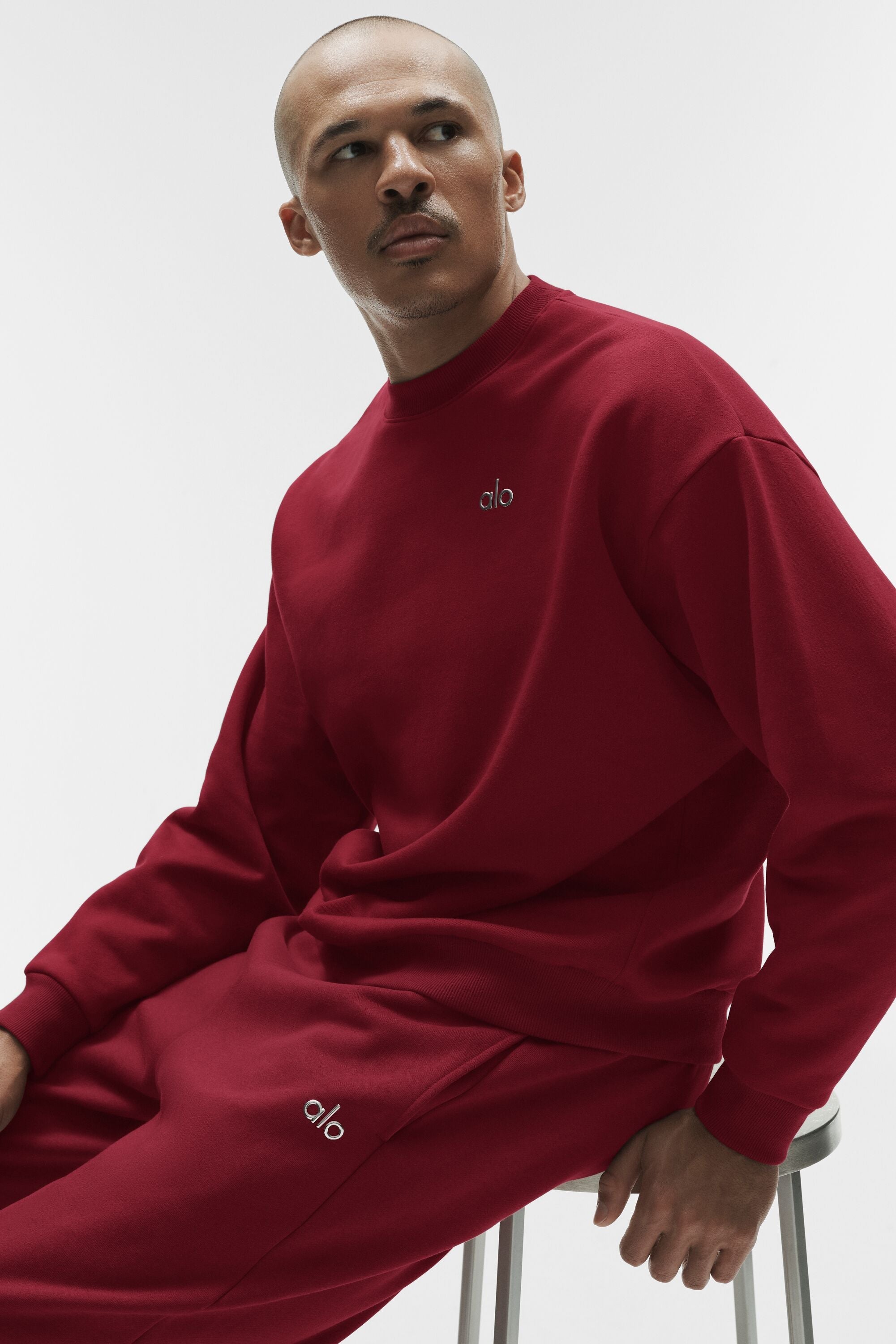 Alo Yoga Accolade Crew Neck Pullover - Summer Romance Red