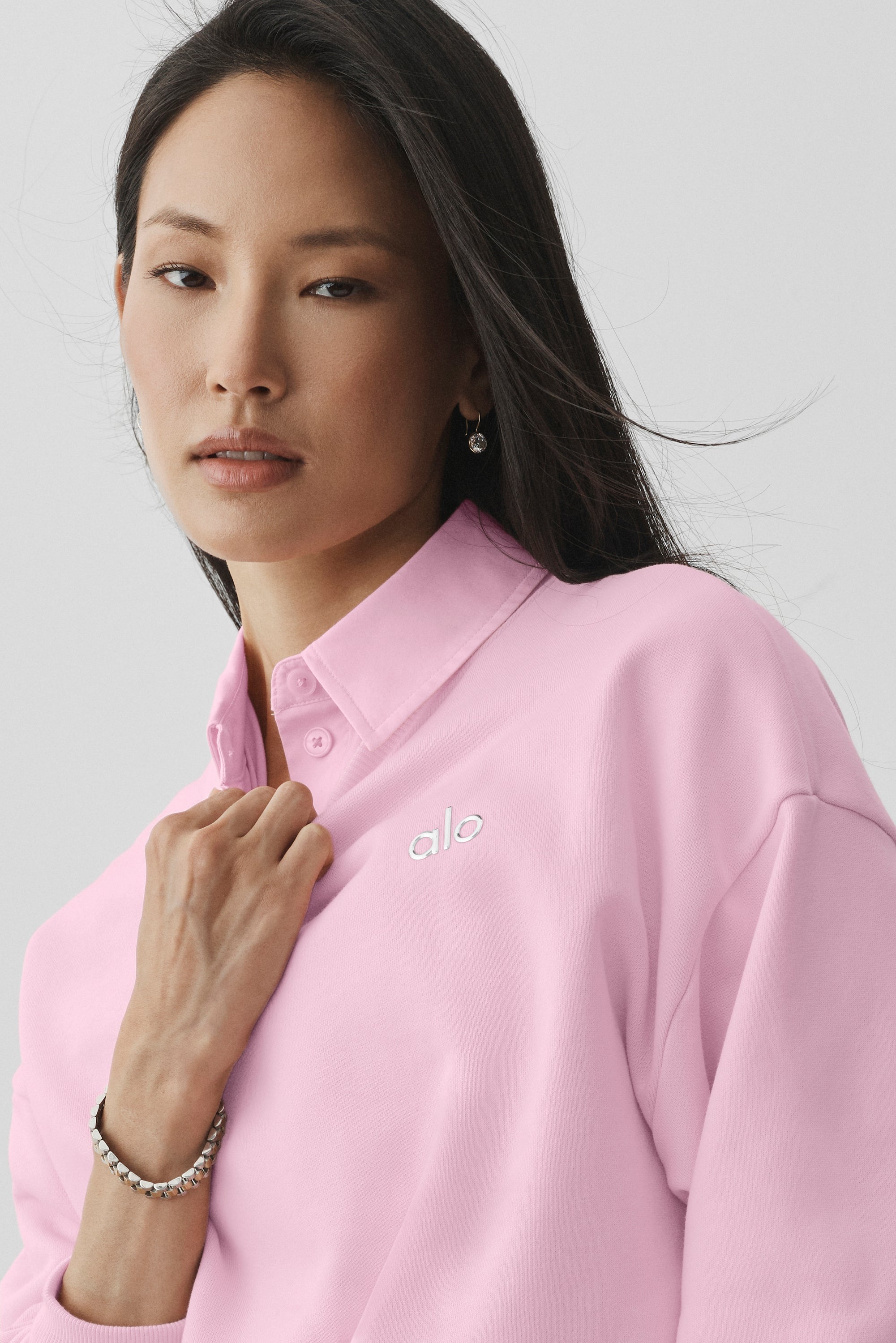 Alo Yoga Accolade Crew Neck Pullover - Pink Marshmallow