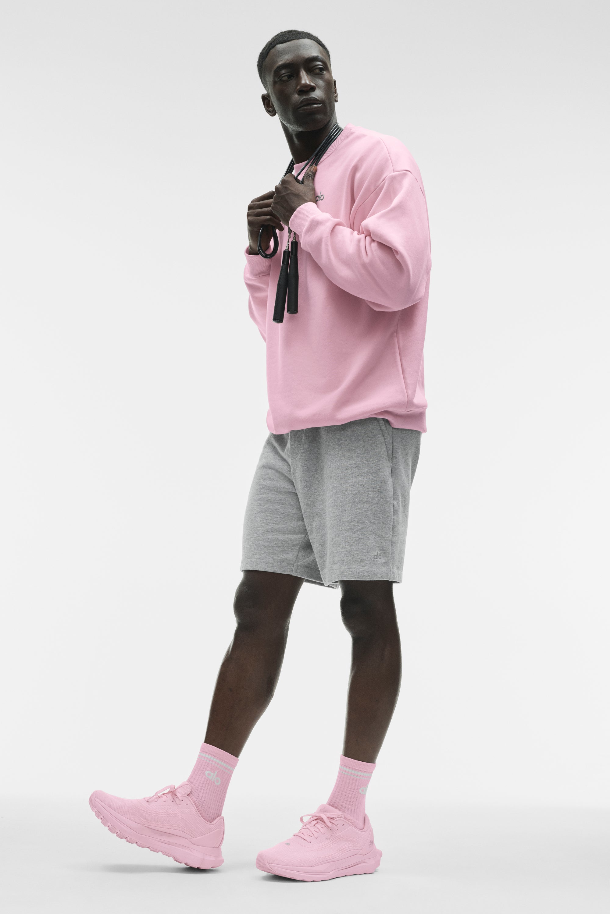 Alo Yoga Accolade Crew Neck Pullover - Pink Marshmallow