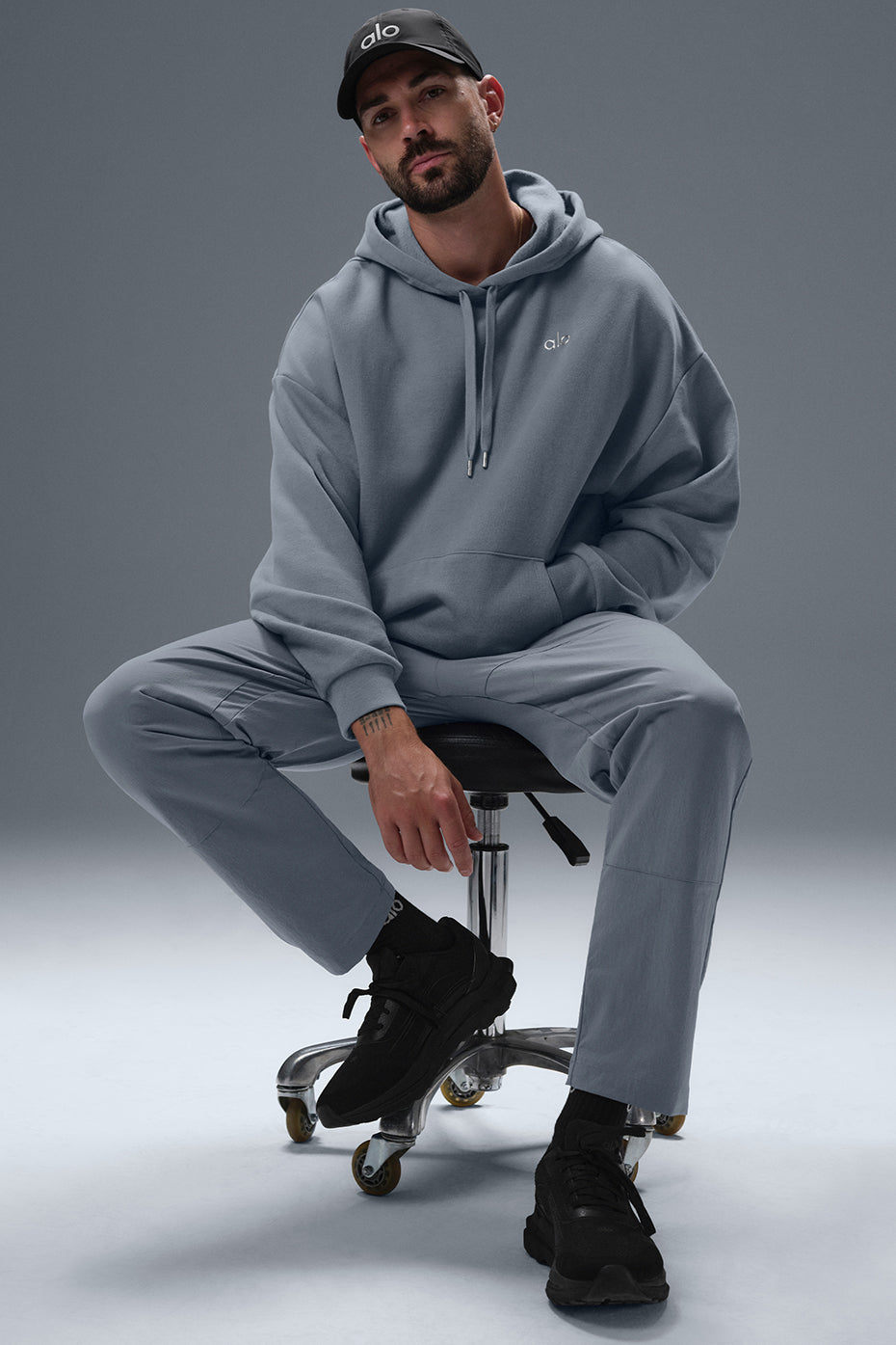 Alo Yoga Accolade Hoodie - Steel Grey