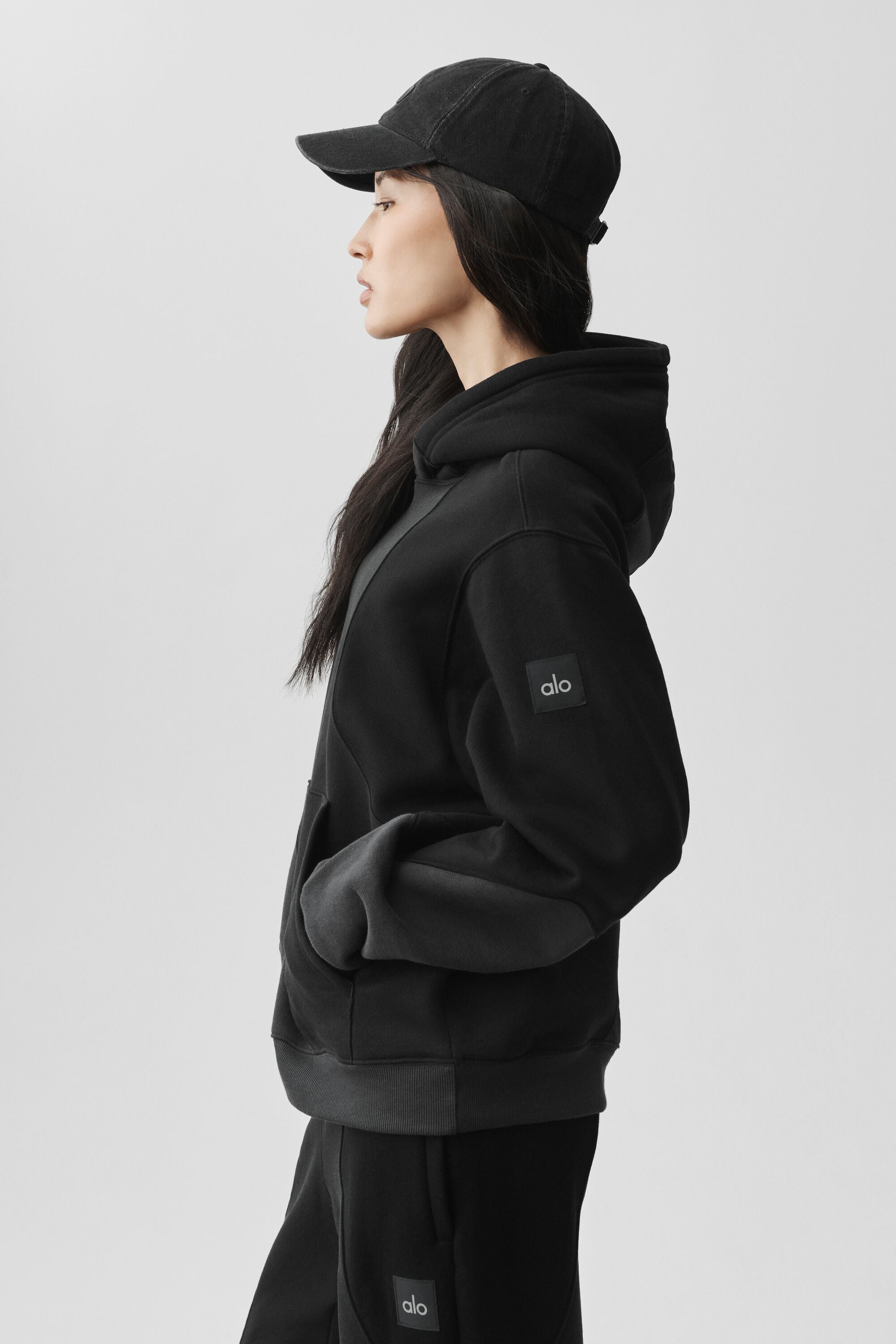 Alo Yoga Make Waves Hoodie - Vintage Black Tonal