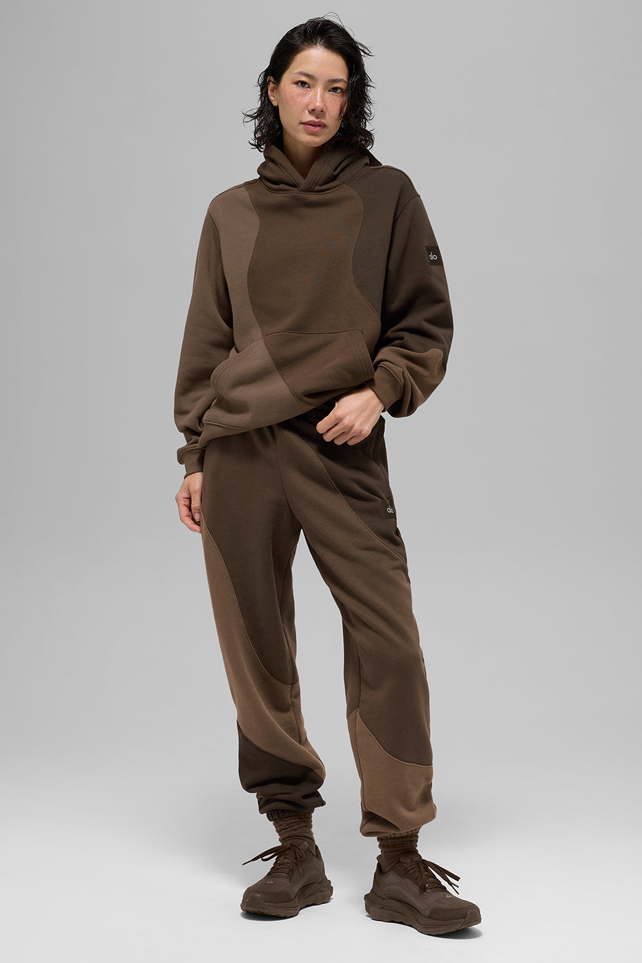Alo Yoga Make Waves Hoodie - Espresso Tonal