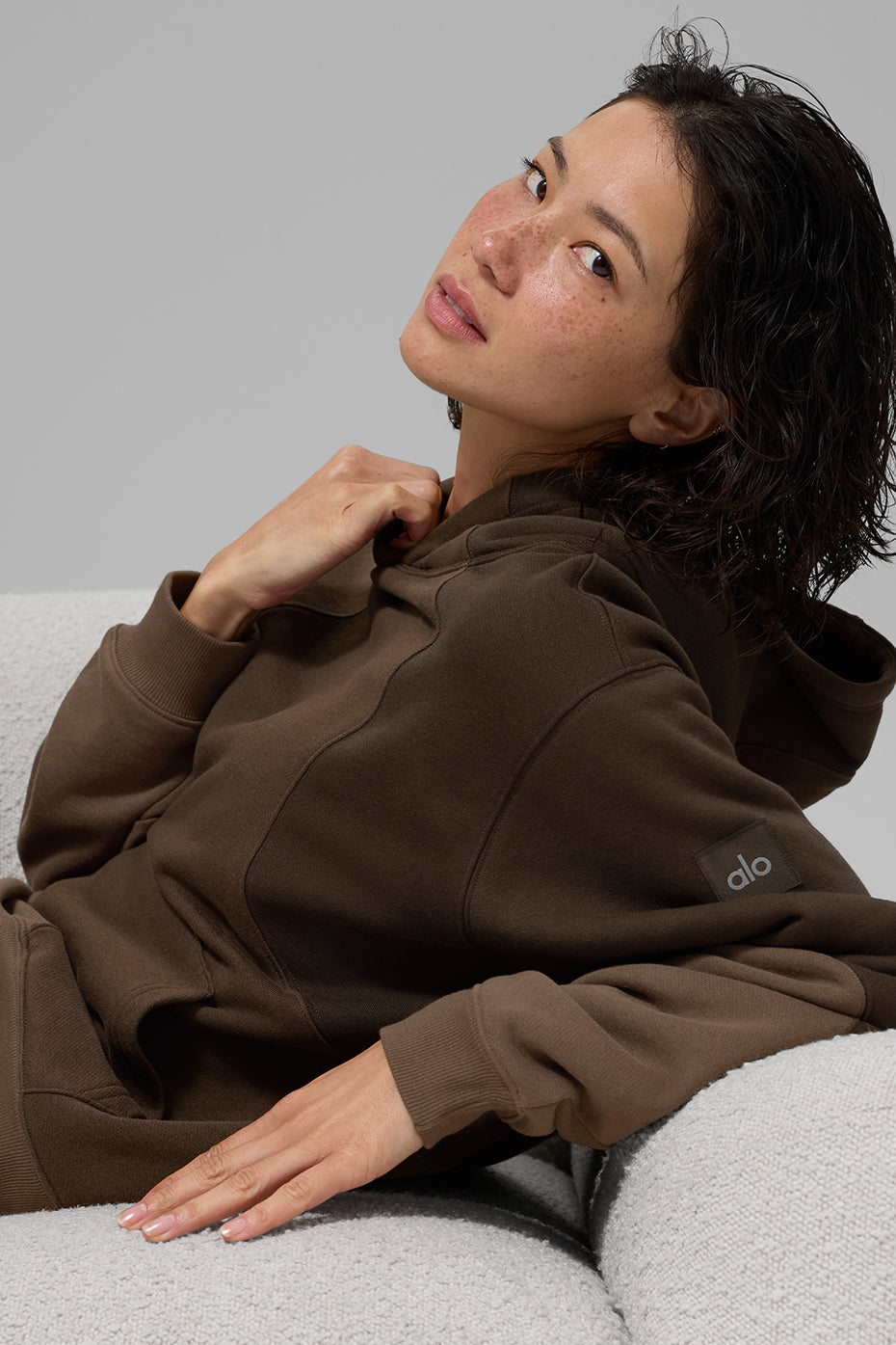 Alo Yoga Make Waves Hoodie - Espresso Tonal