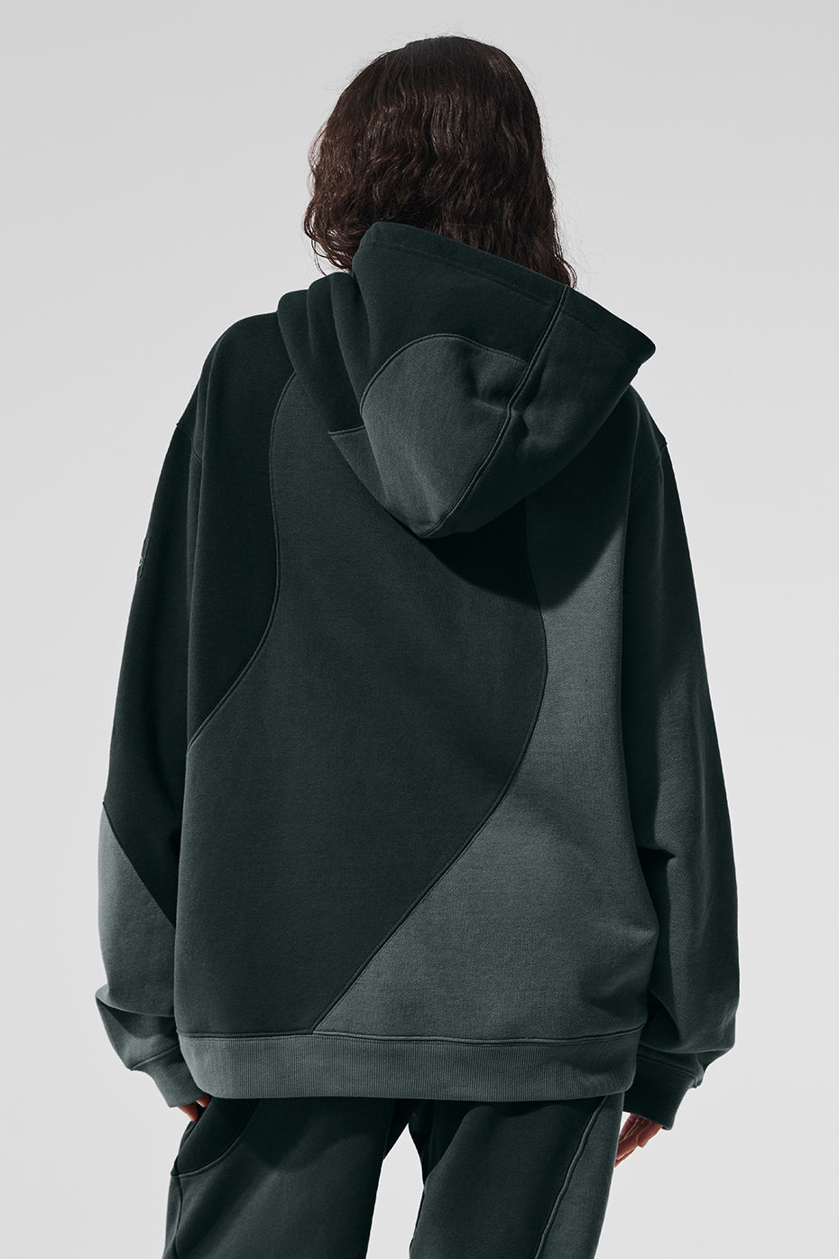 Alo Yoga Make Waves Hoodie - Charcoal Green Tonal
