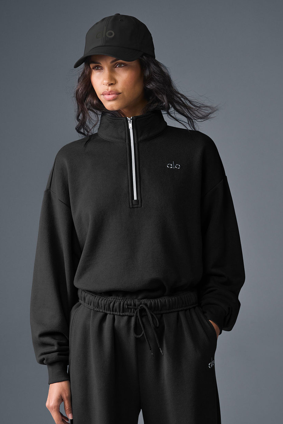 Alo Yoga Accolade 1/4 Zip Pullover - Black
