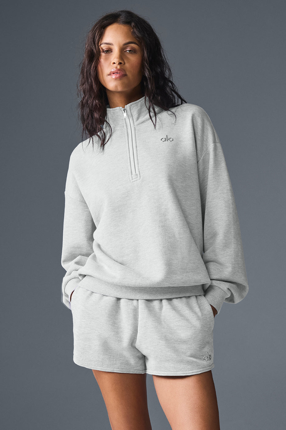Alo Yoga Accolade 1/4 Zip Pullover - Athletic Heather Grey