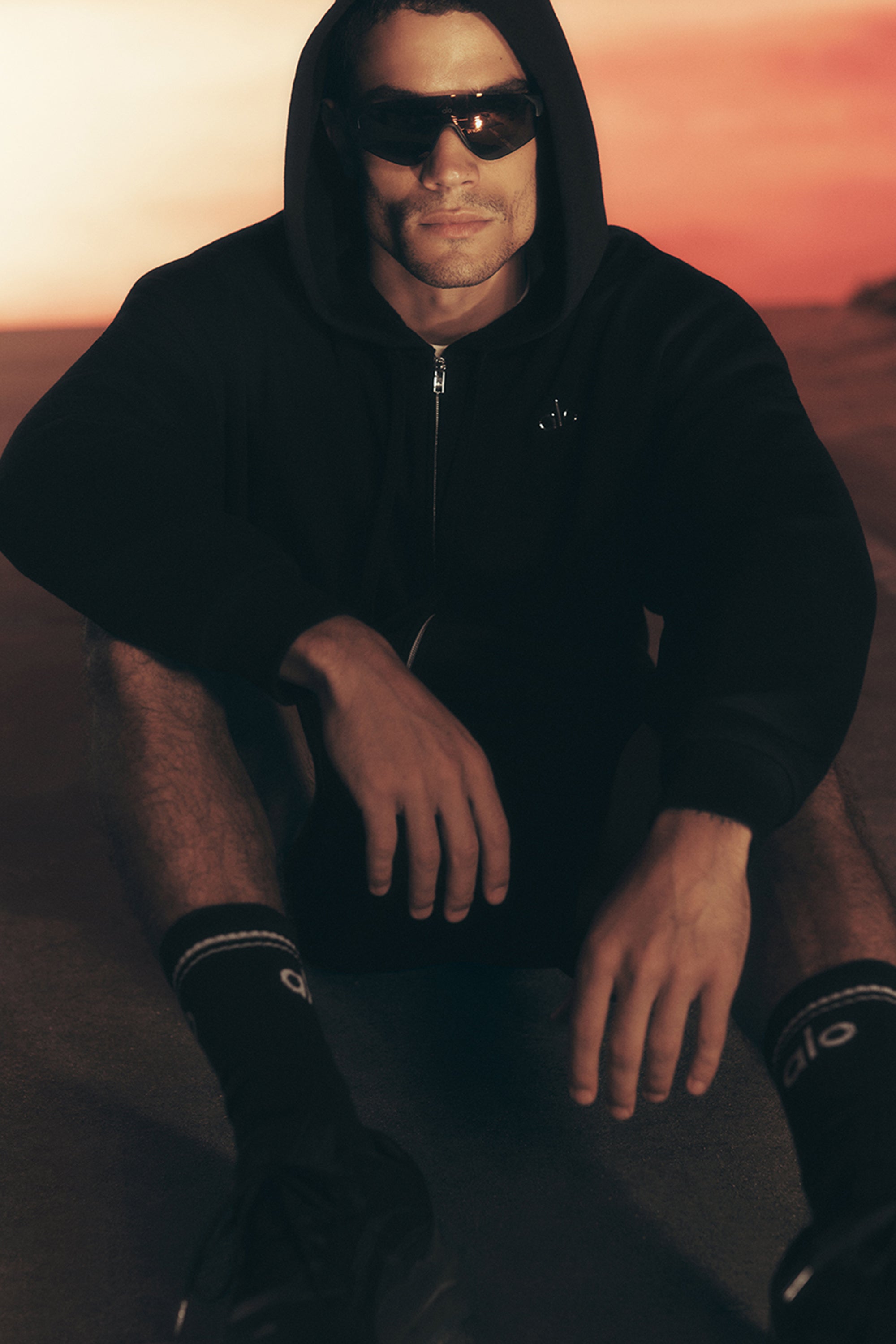 Alo Yoga Accolade Full Zip Hoodie - Black