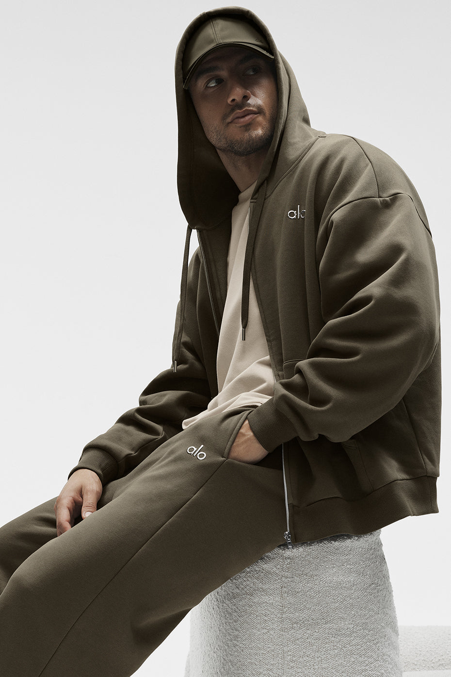 Alo Yoga Accolade Full Zip Hoodie - Olive Tree