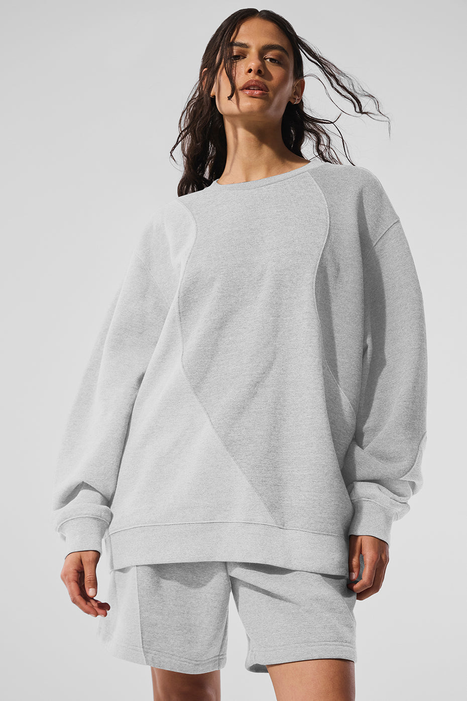 Alo Yoga Make Waves Crew Neck Pullover - Athletic Heather Grey Tonal