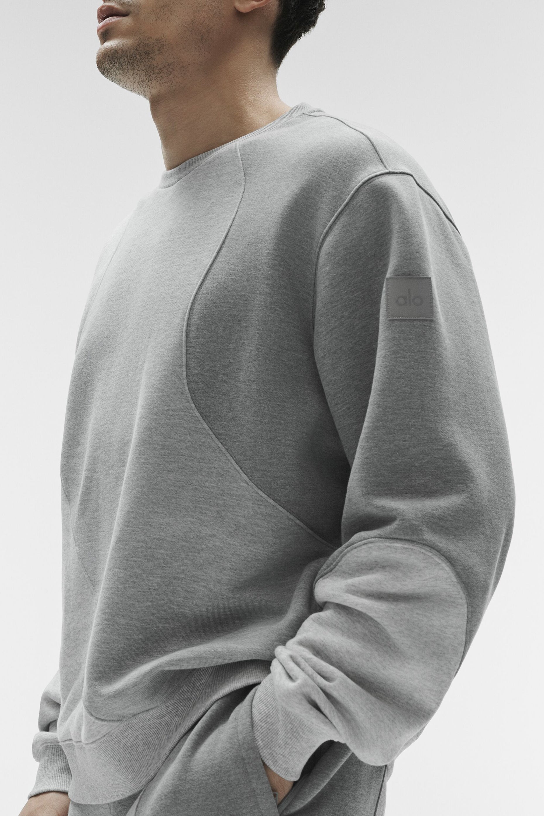 Alo Yoga Make Waves Crew Neck Pullover - Athletic Heather Grey Tonal