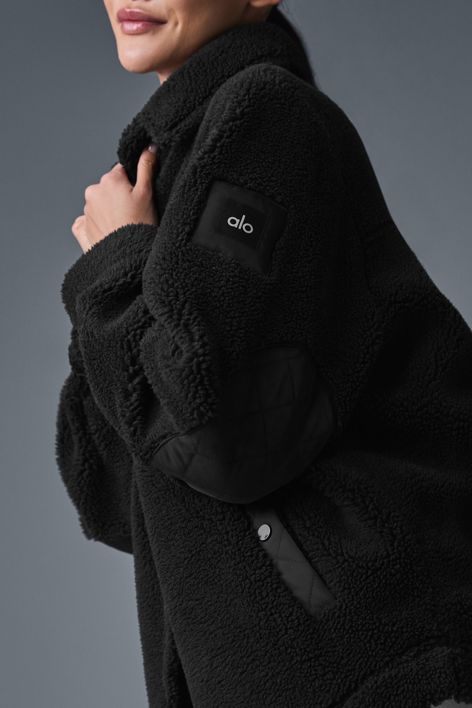 Alo Yoga Sherpa Edge Shacket - Black