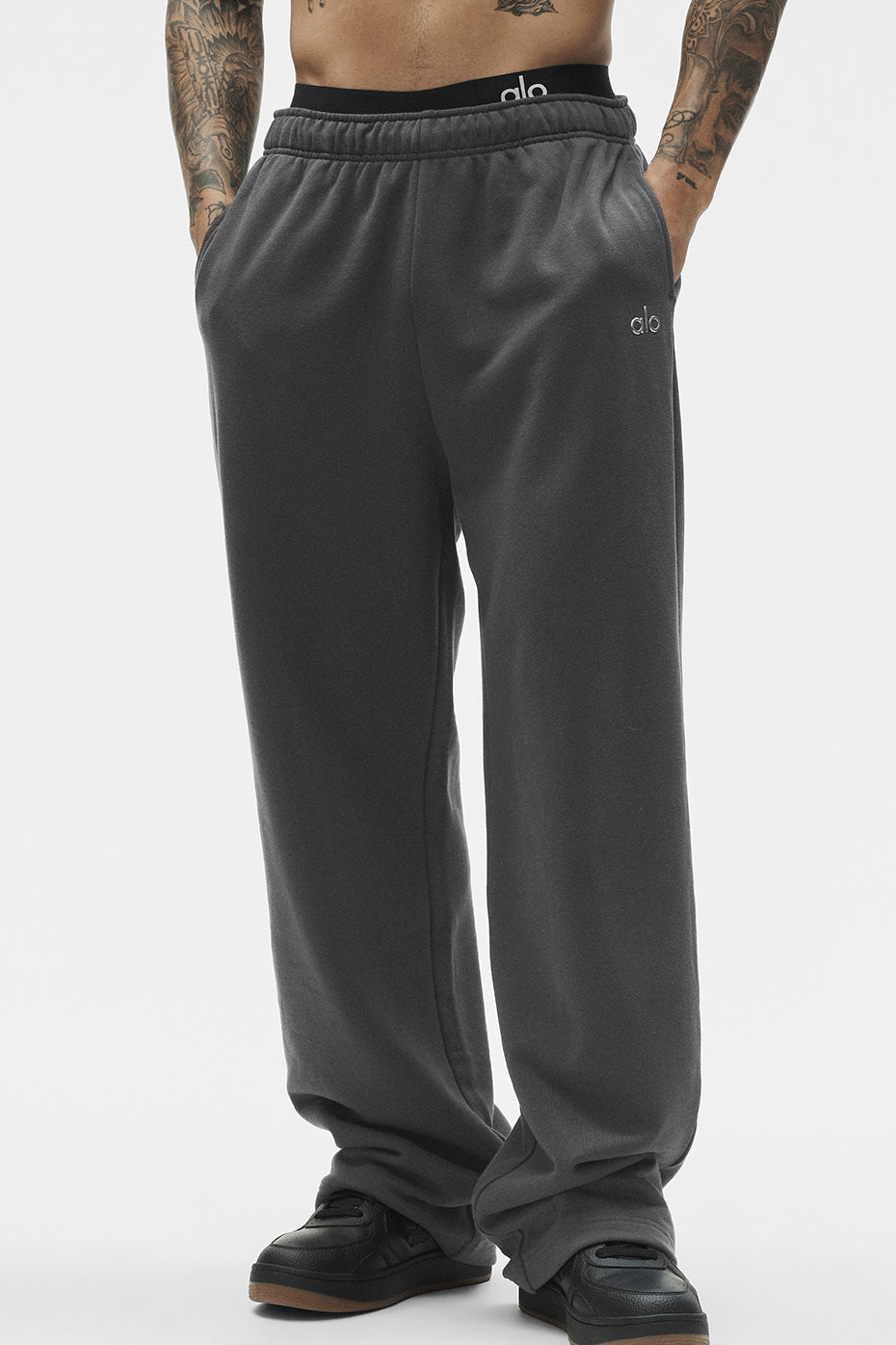 Alo Yoga Accolade Straight Leg Sweatpant - Anthracite