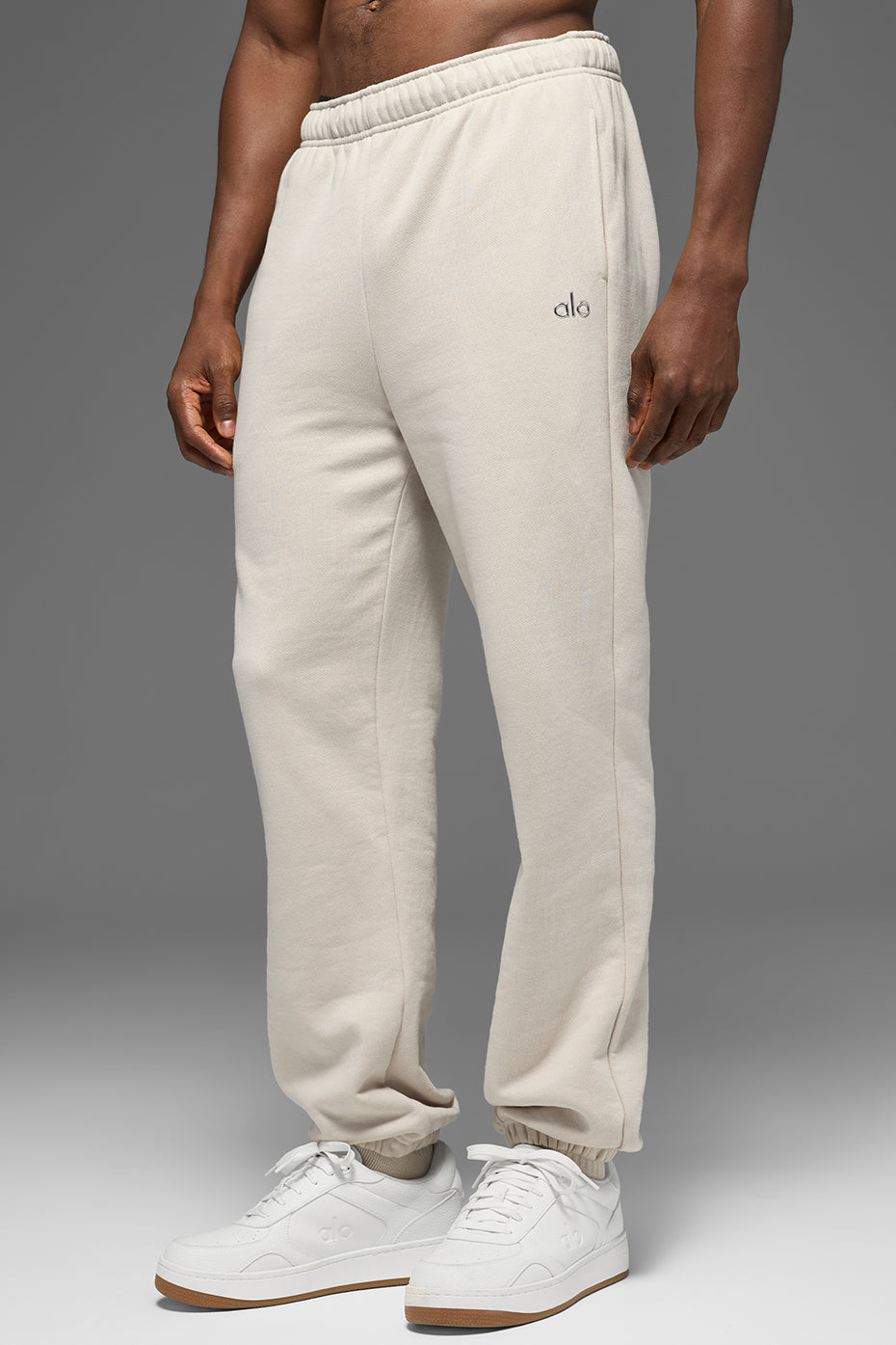 Alo Yoga Accolade Sweatpant - Bone