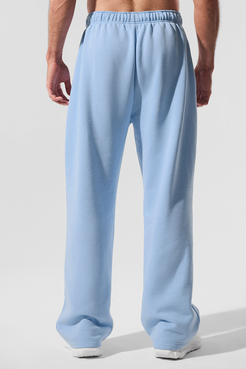 Alo Yoga Accolade Straight Leg Sweatpant - Seashell Blue