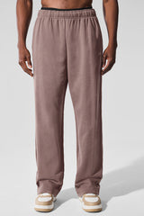 Alo Yoga Accolade Straight Leg Sweatpant - Mushroom