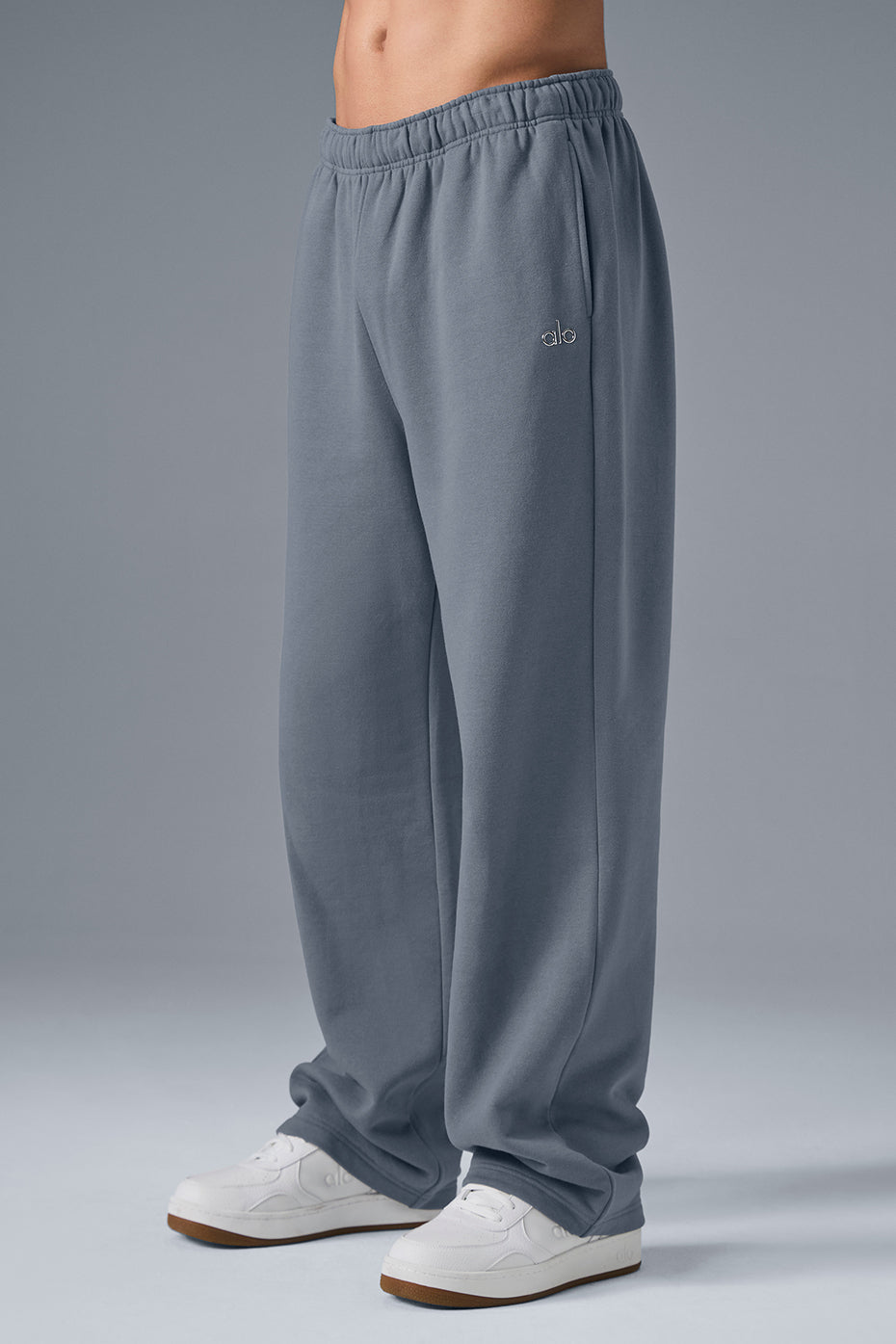 Alo Yoga Accolade Straight Leg Sweatpant - Steel Grey