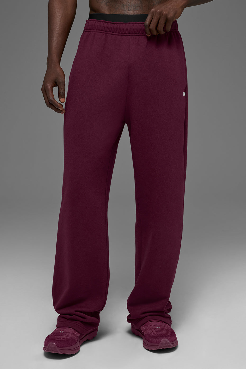 Alo Yoga Accolade Straight Leg Sweatpant - Burgundy